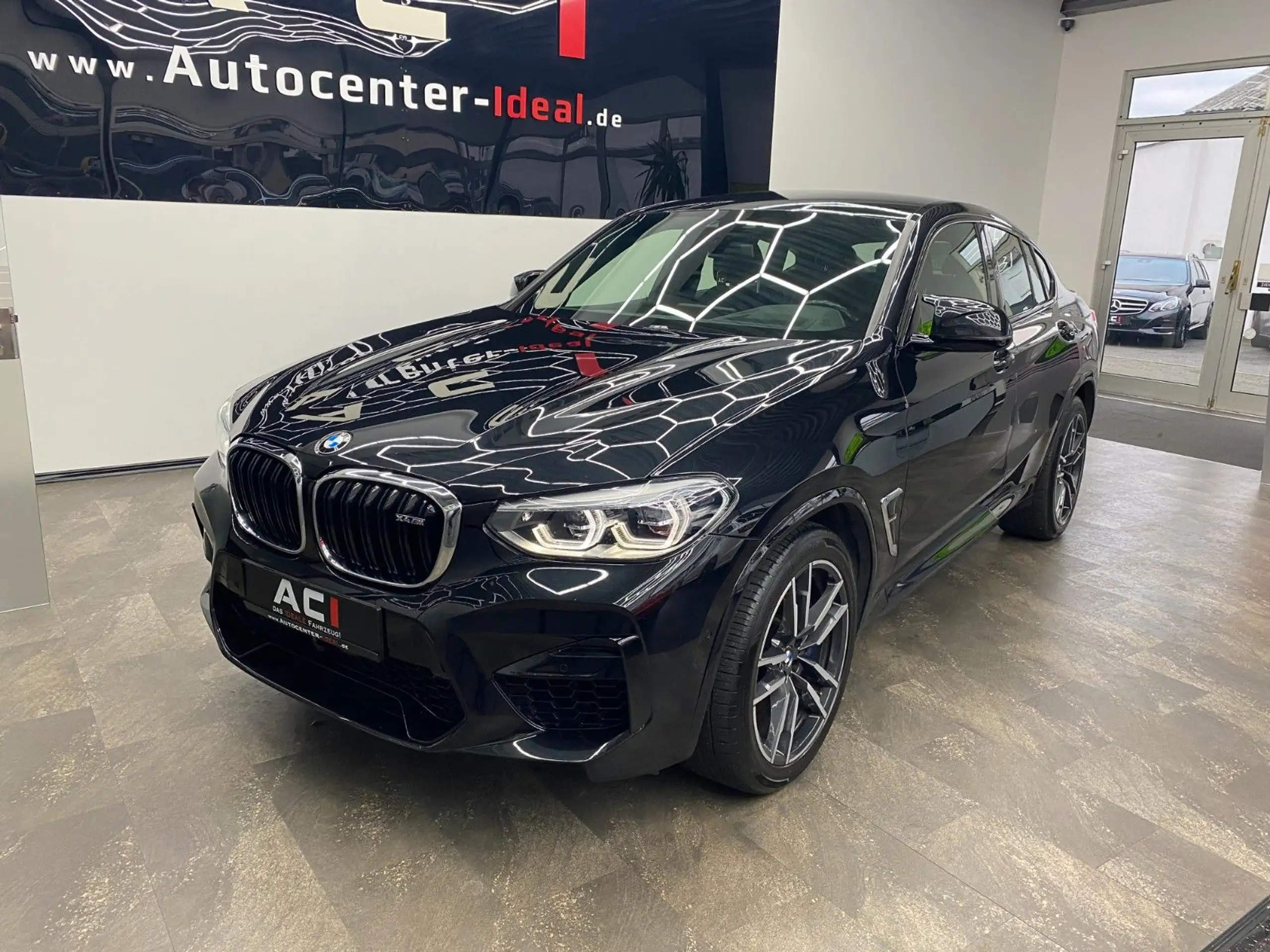 BMW - X4 M