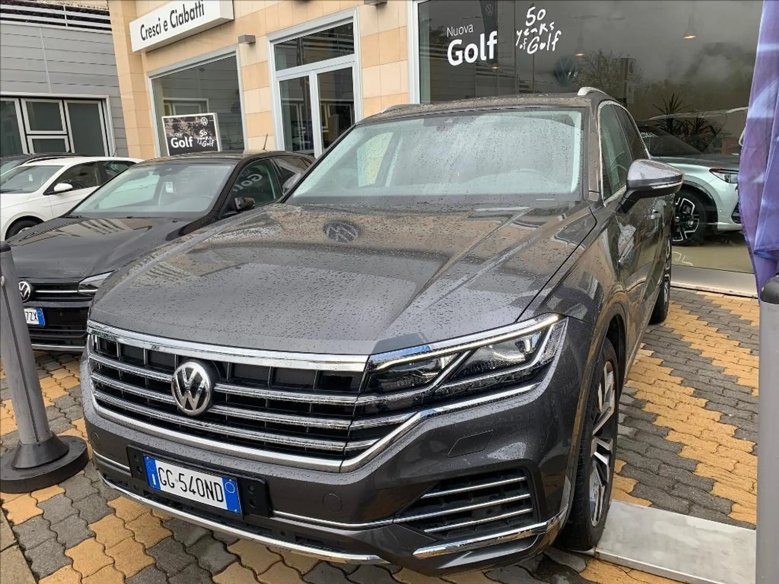 Volkswagen - Touareg