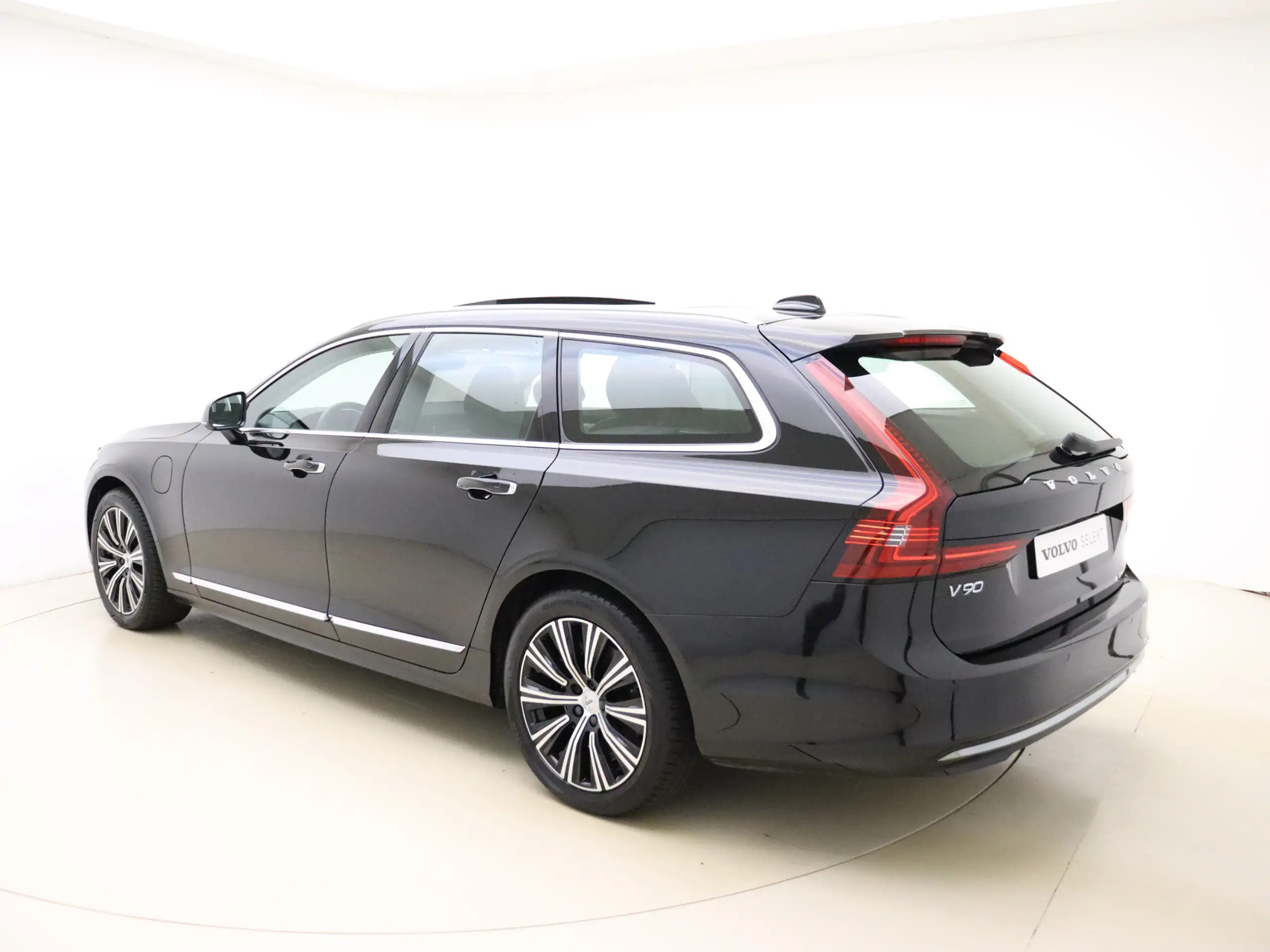 Volvo - V90