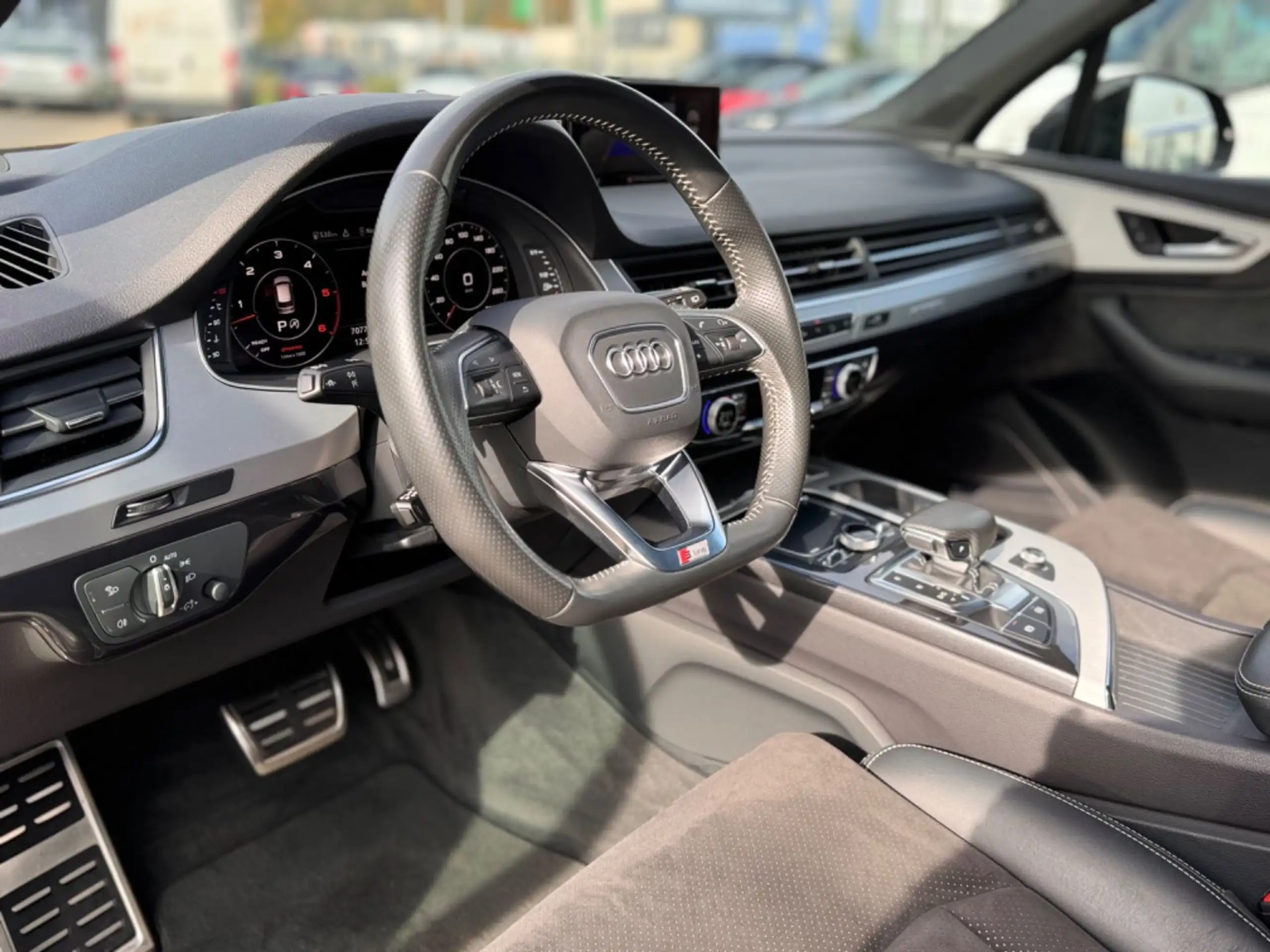 Audi - Q7