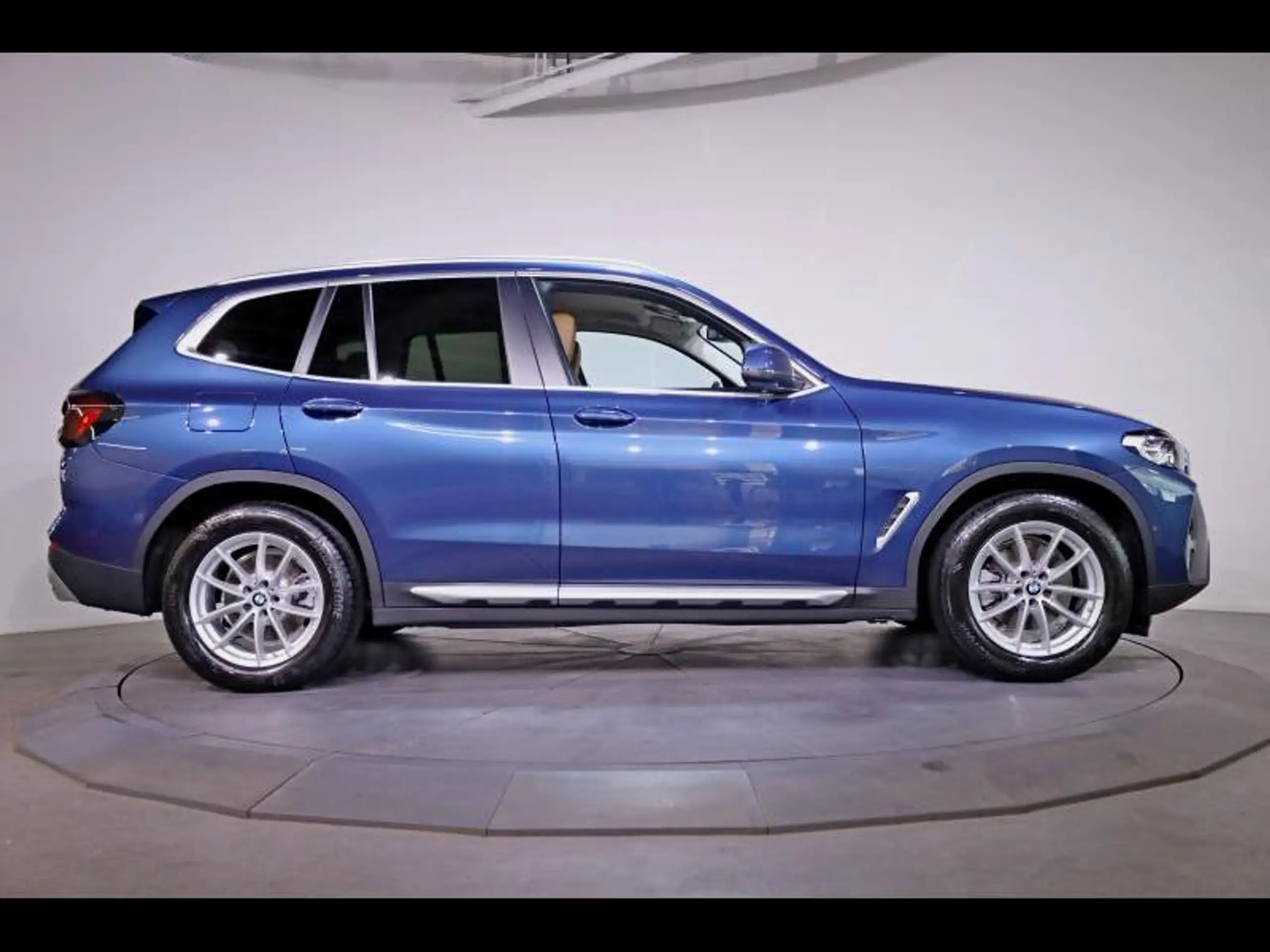 BMW - X3