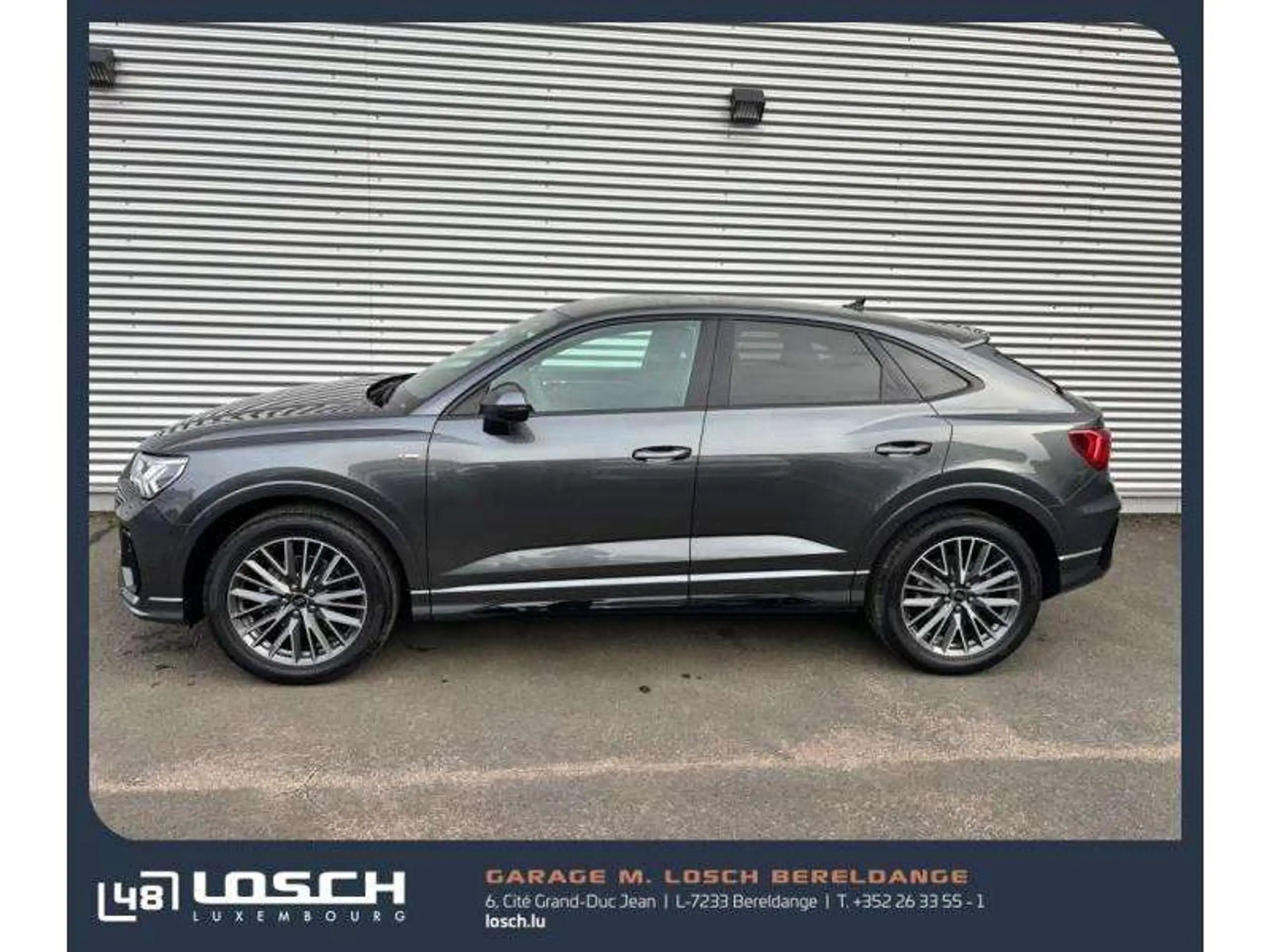 Audi - Q3