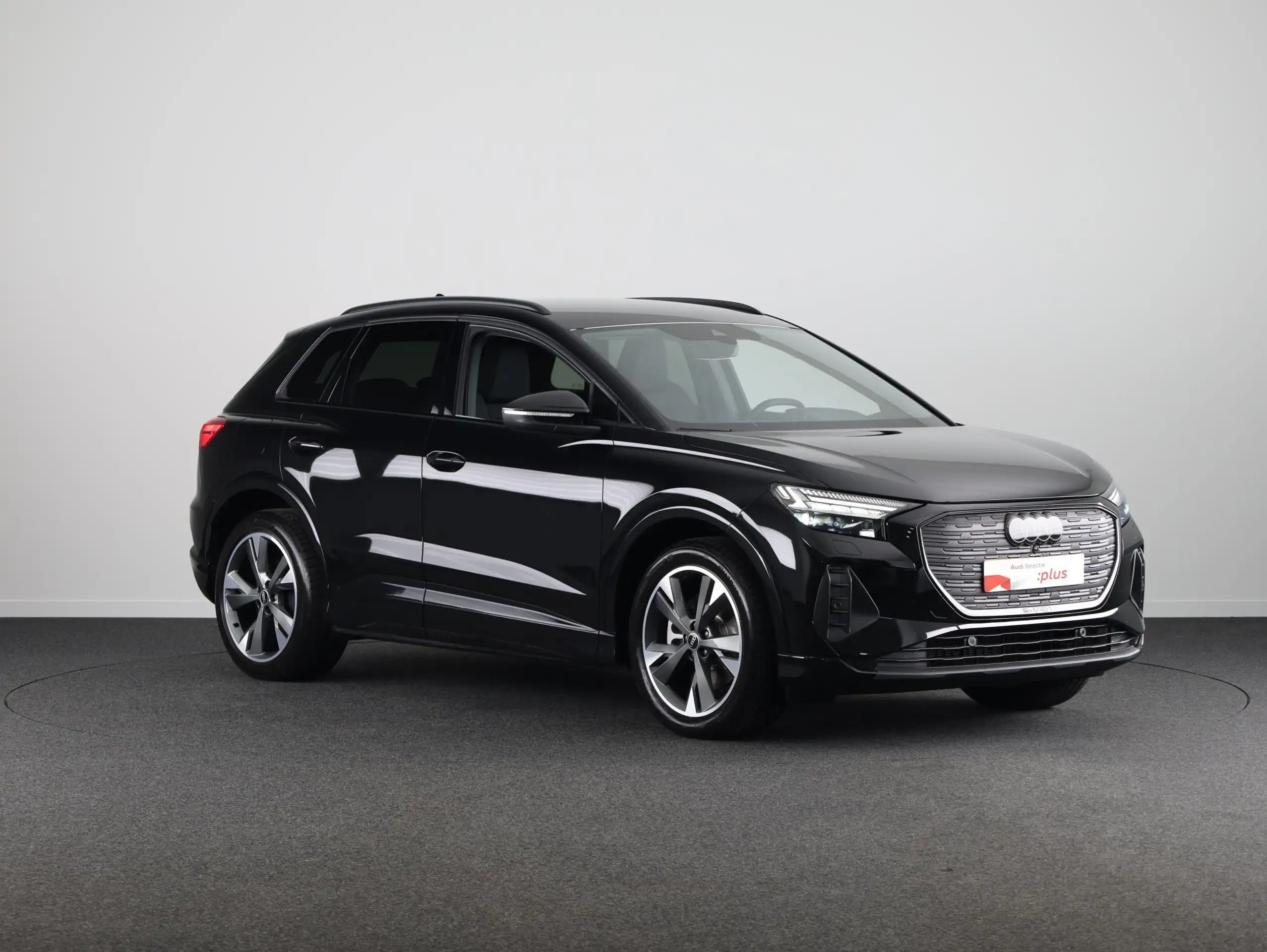 Audi - Q4 e-tron