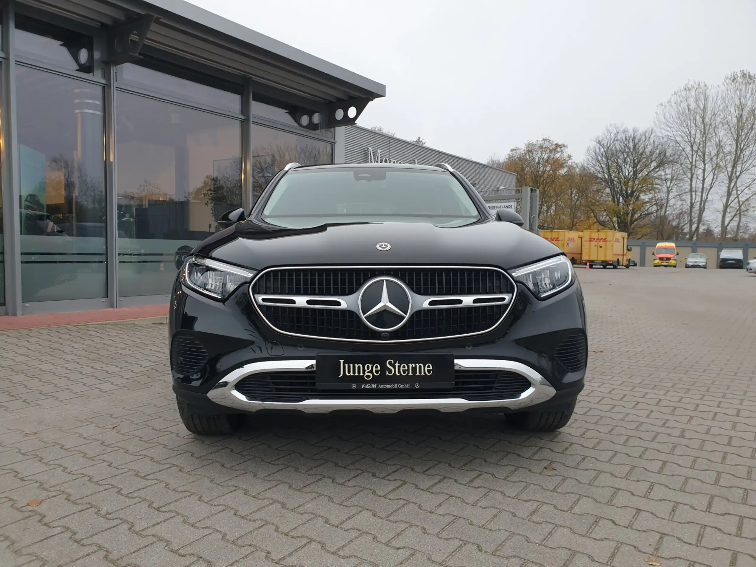 Mercedes-Benz - GLC 220