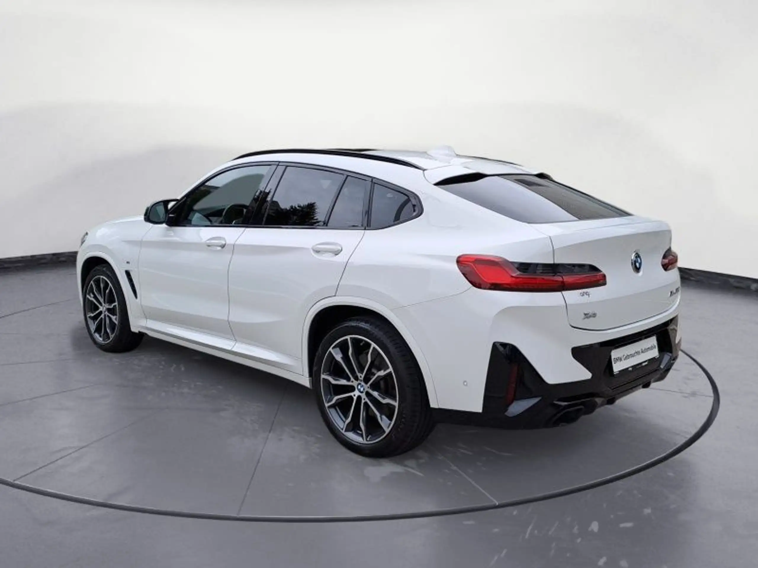 BMW - X4 M