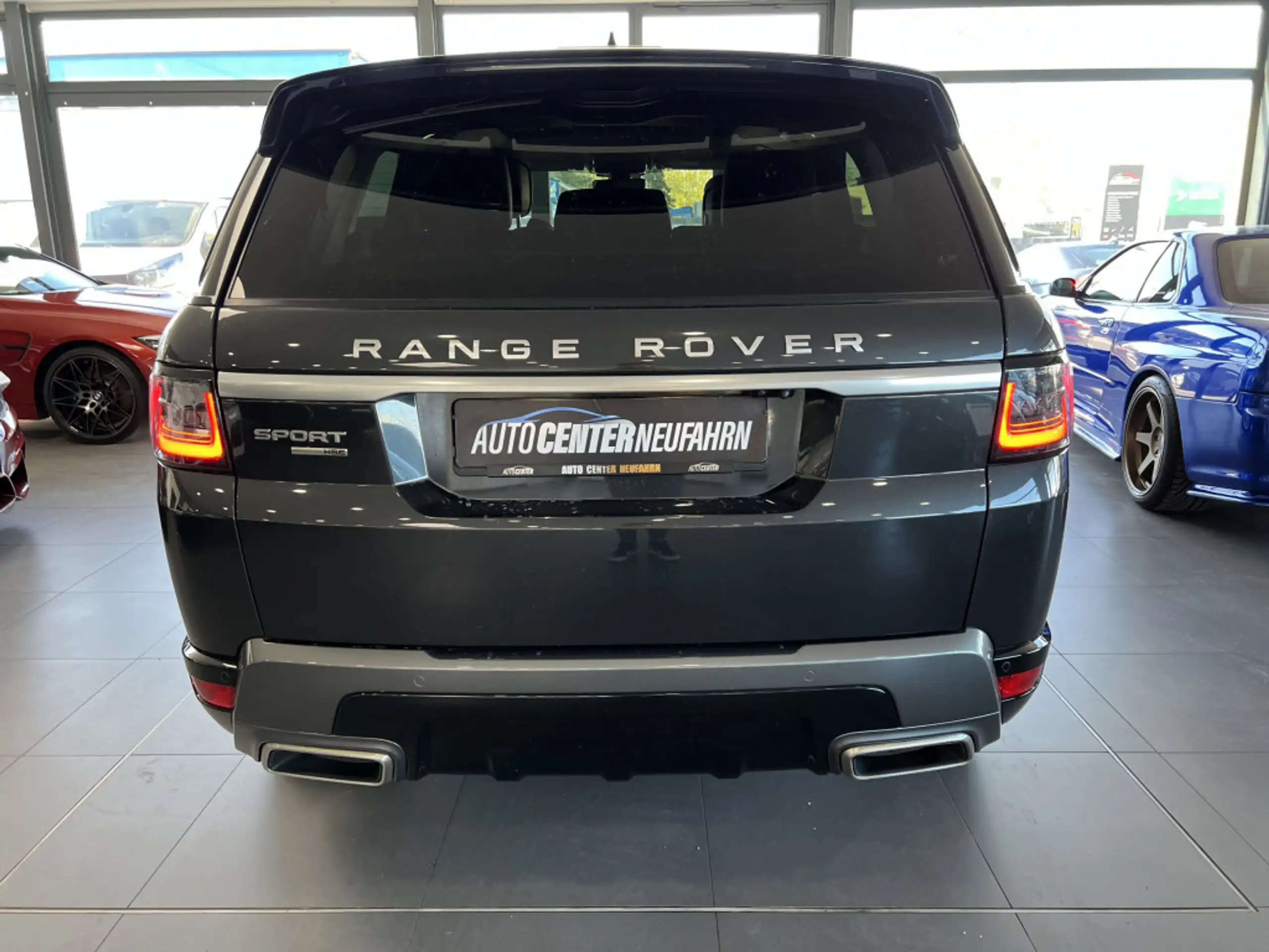 Land Rover - Range Rover Sport