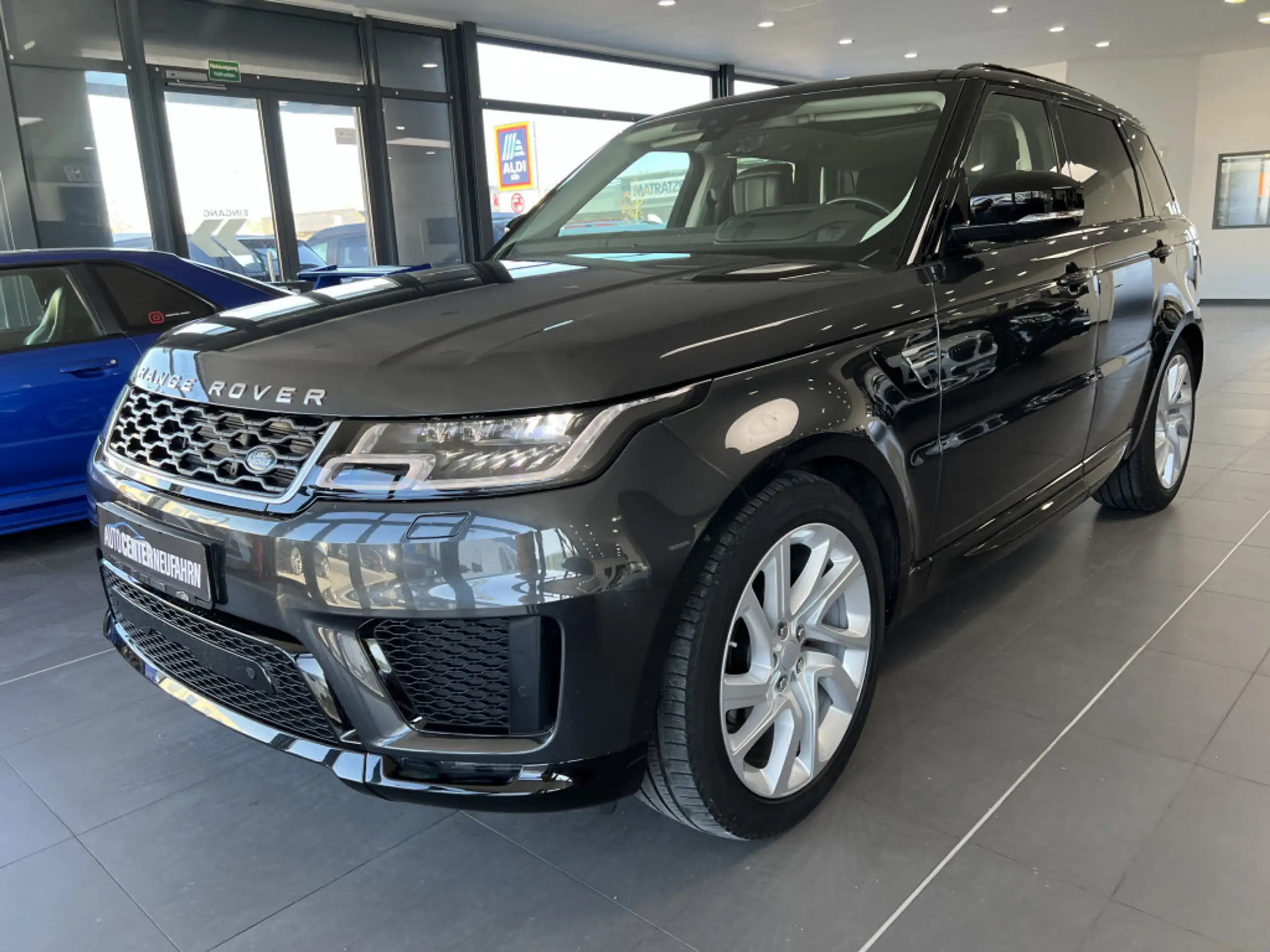 Land Rover - Range Rover Sport