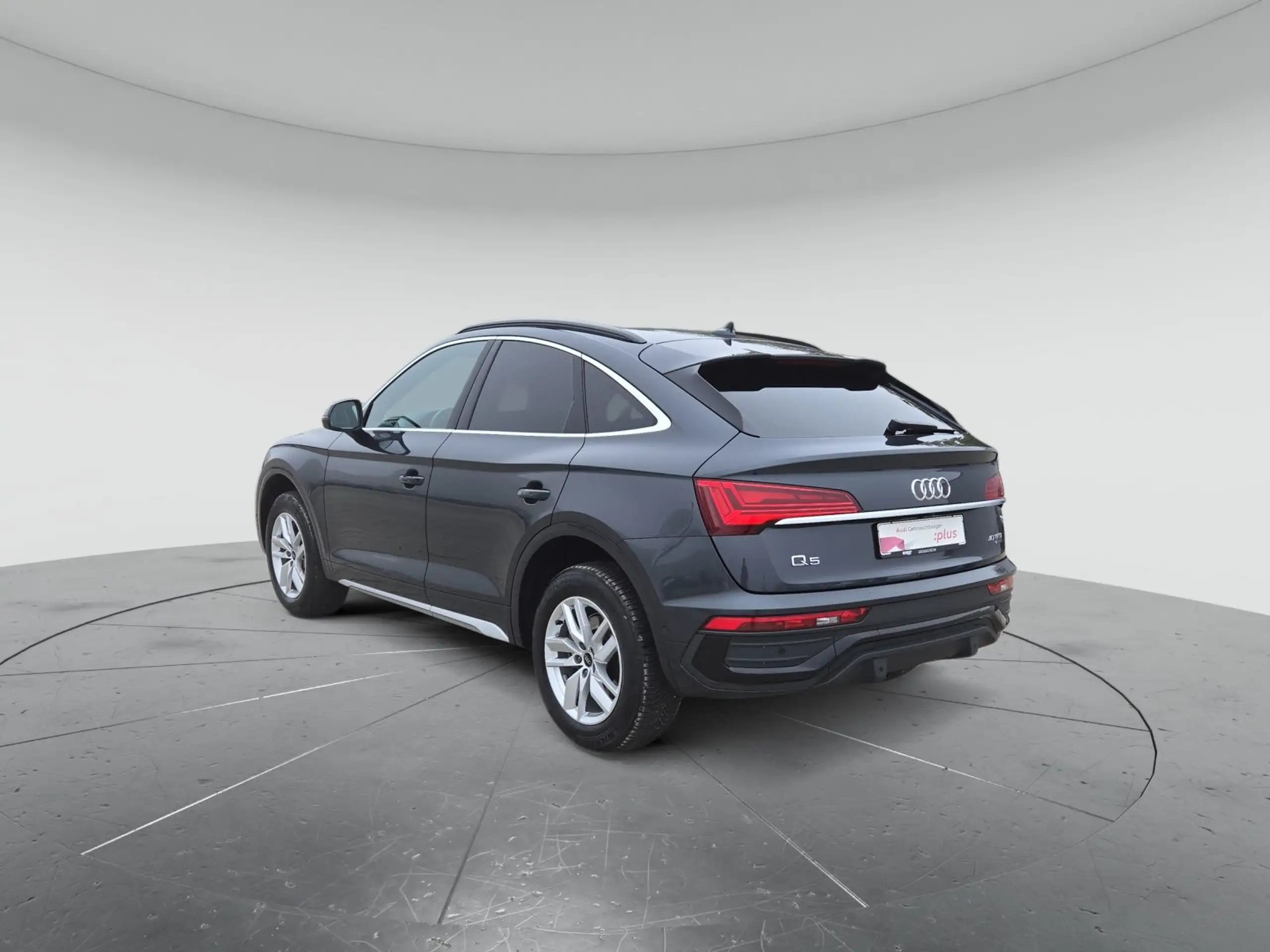 Audi - Q5