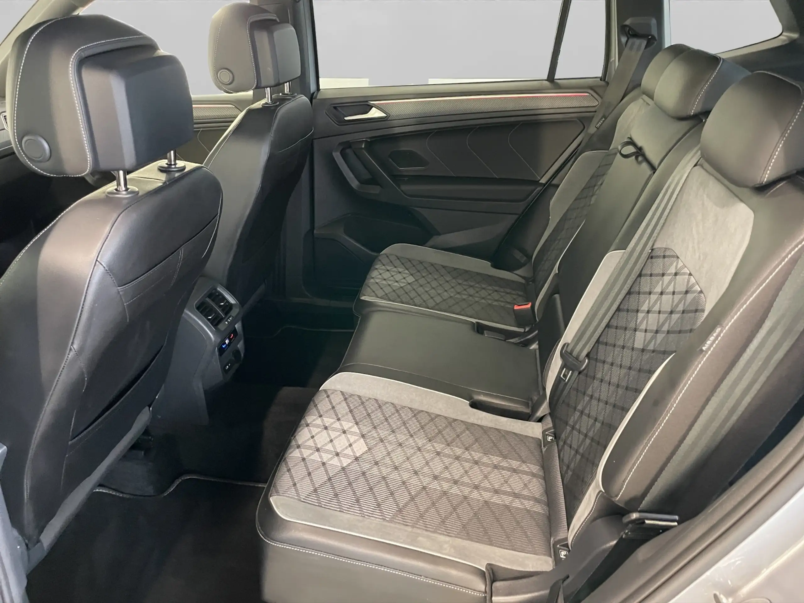 Volkswagen - Tiguan Allspace