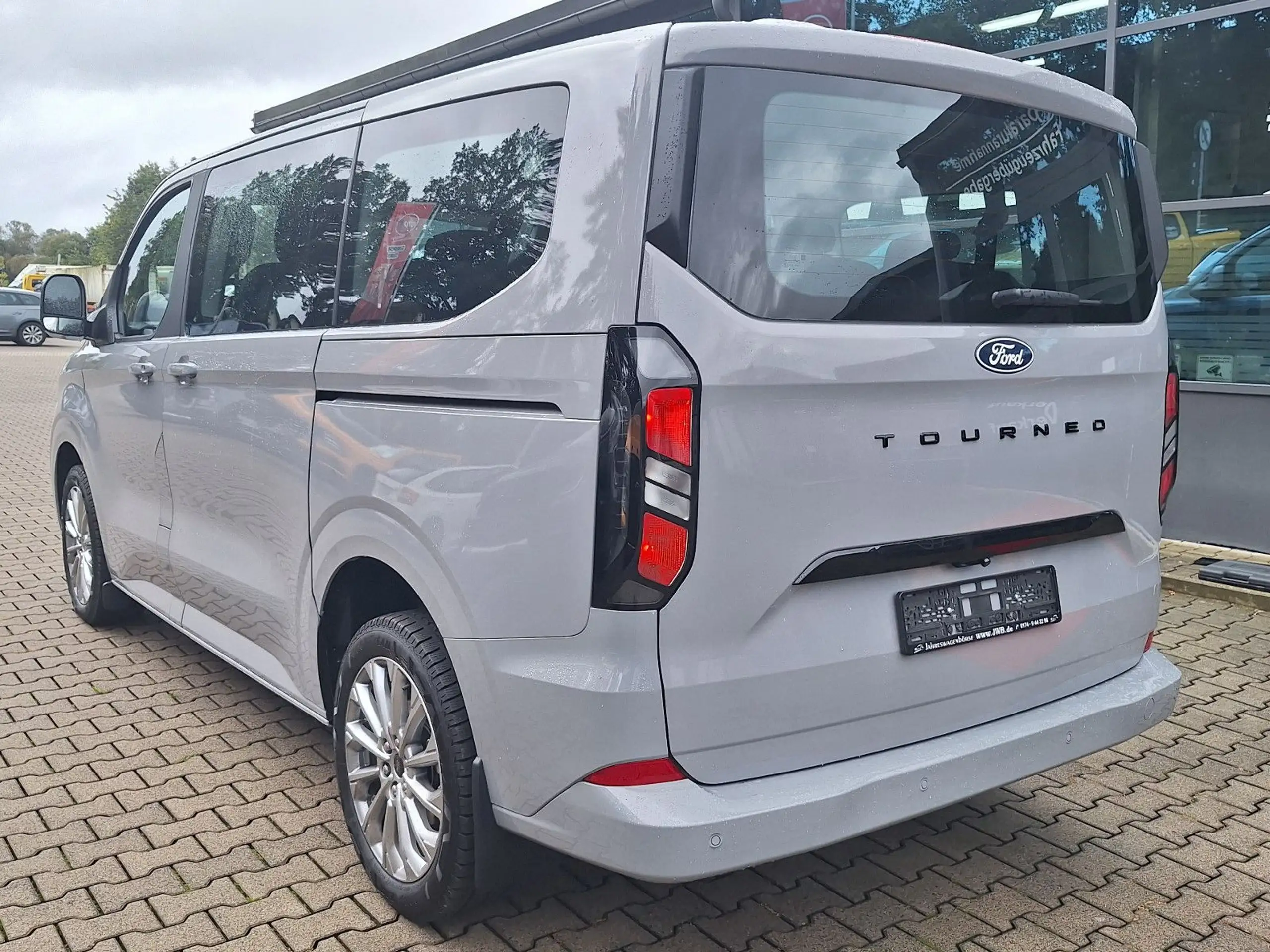 Ford - Tourneo Custom