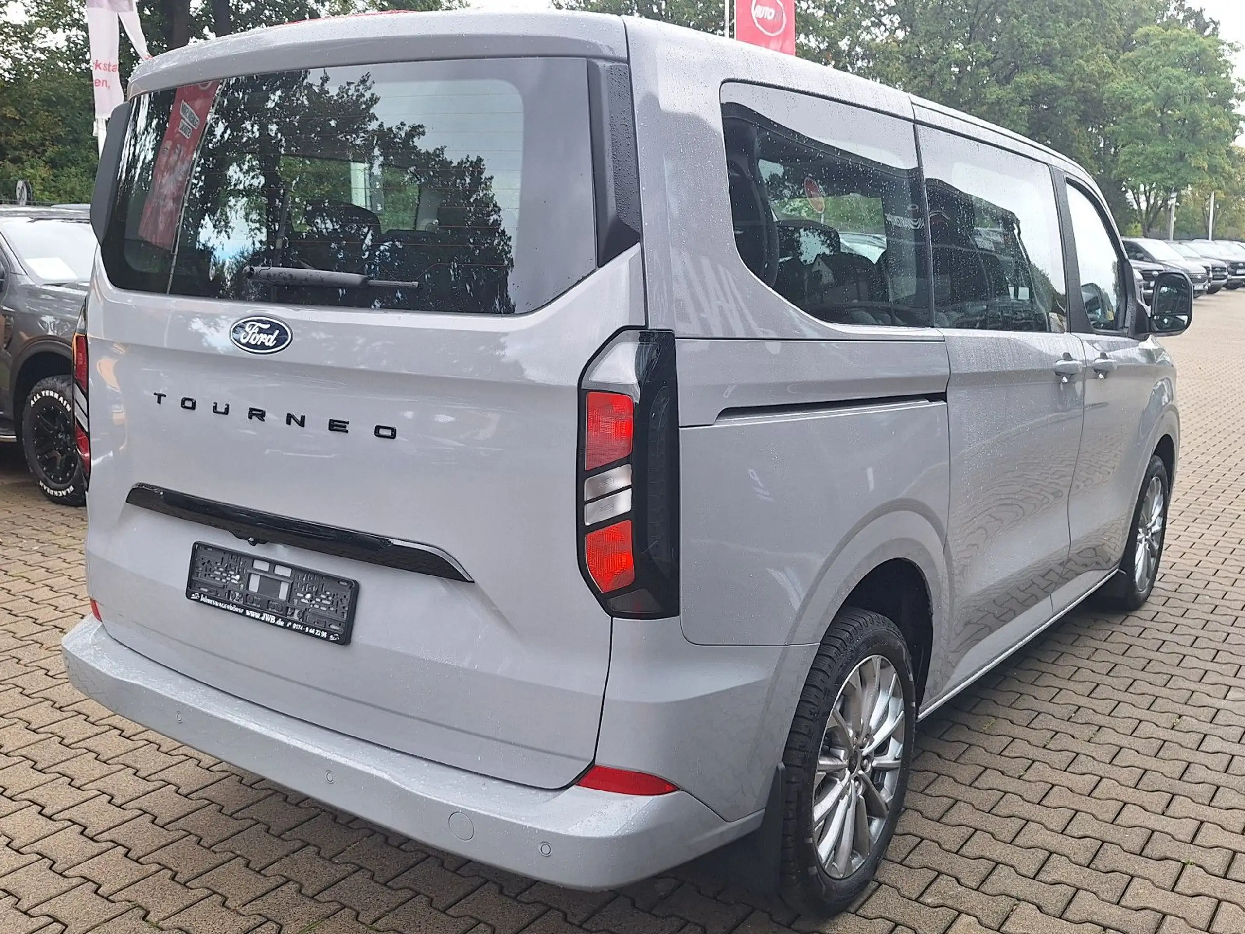 Ford - Tourneo Custom