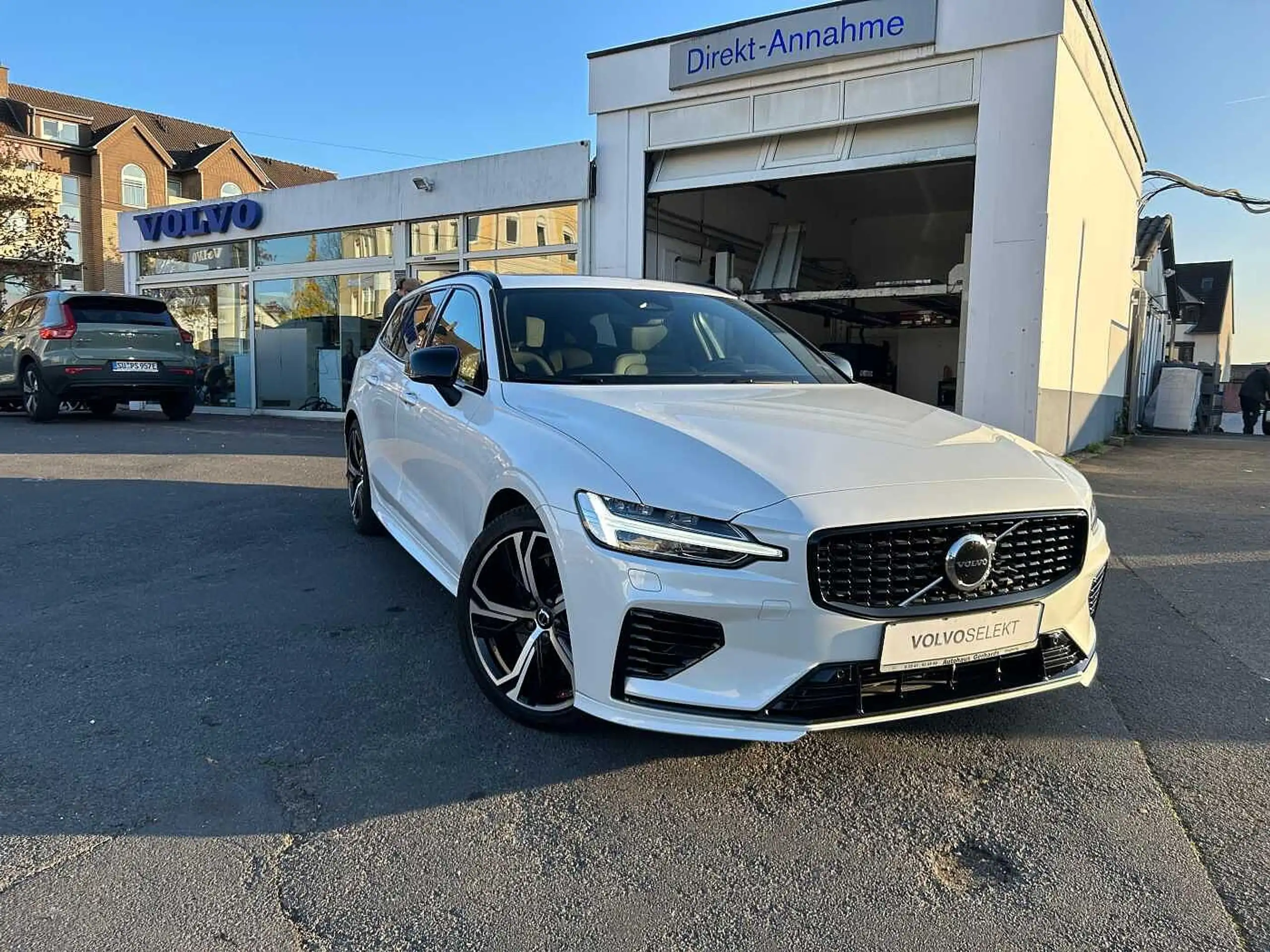 Volvo - V60