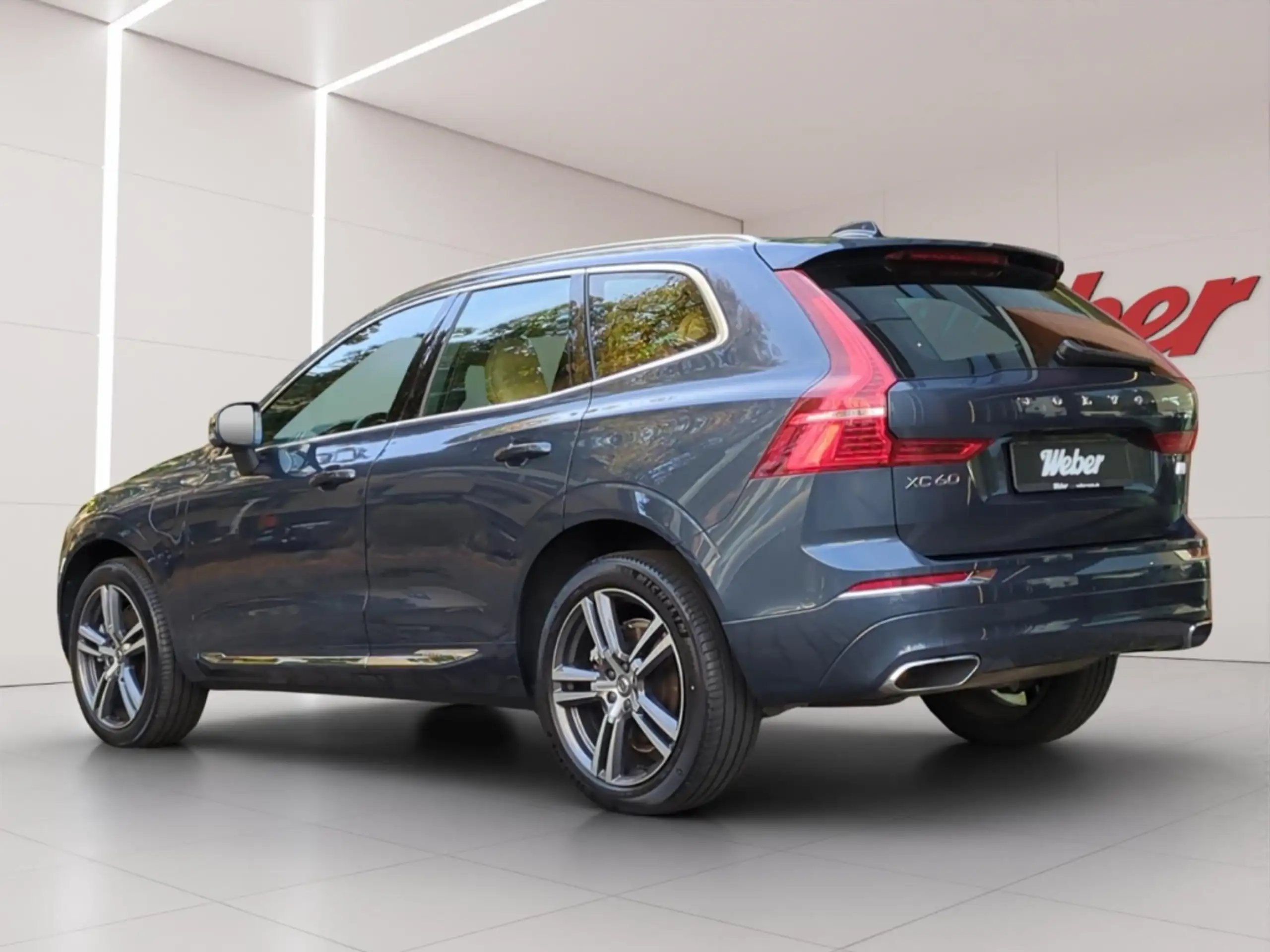 Volvo - XC60