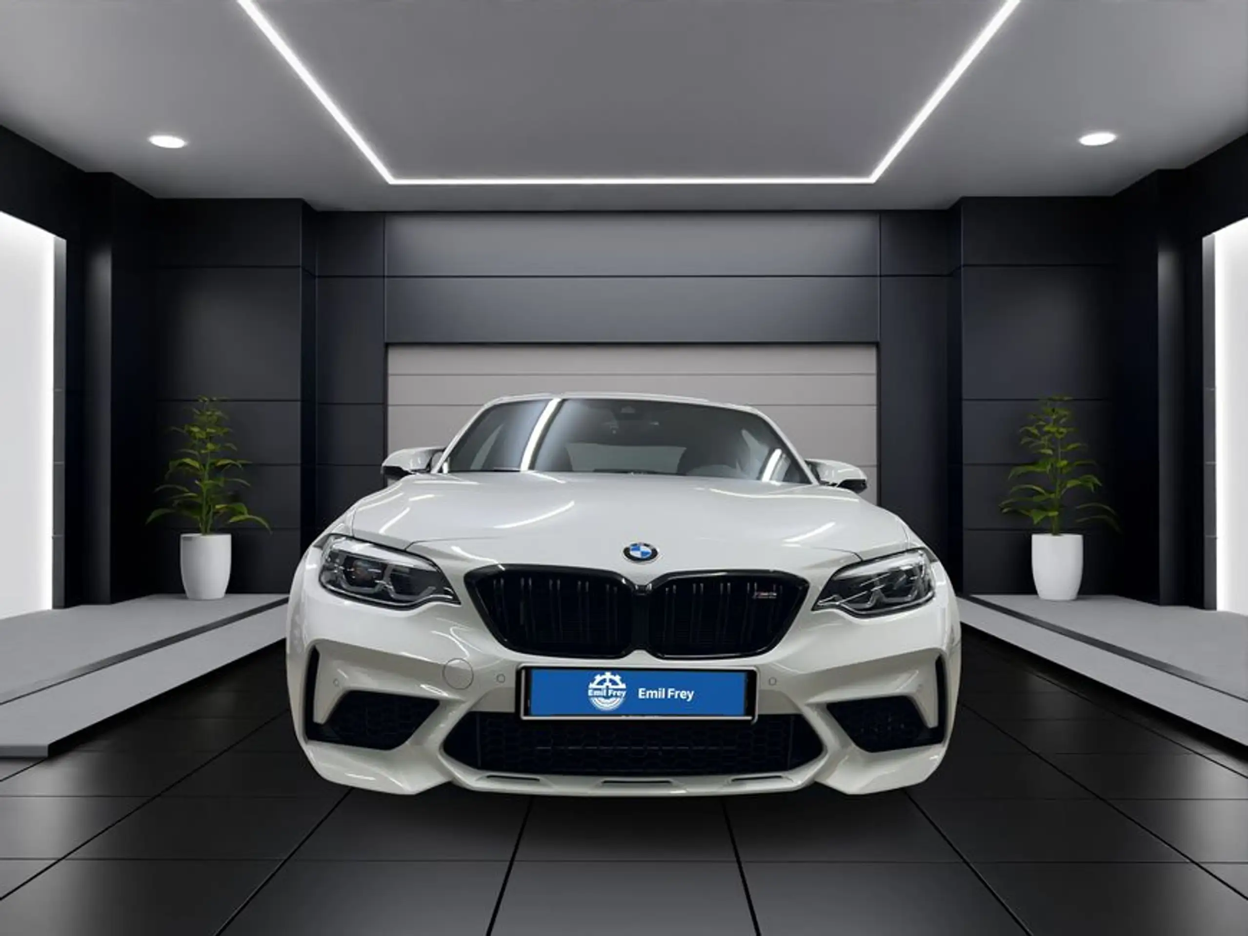 BMW - M2