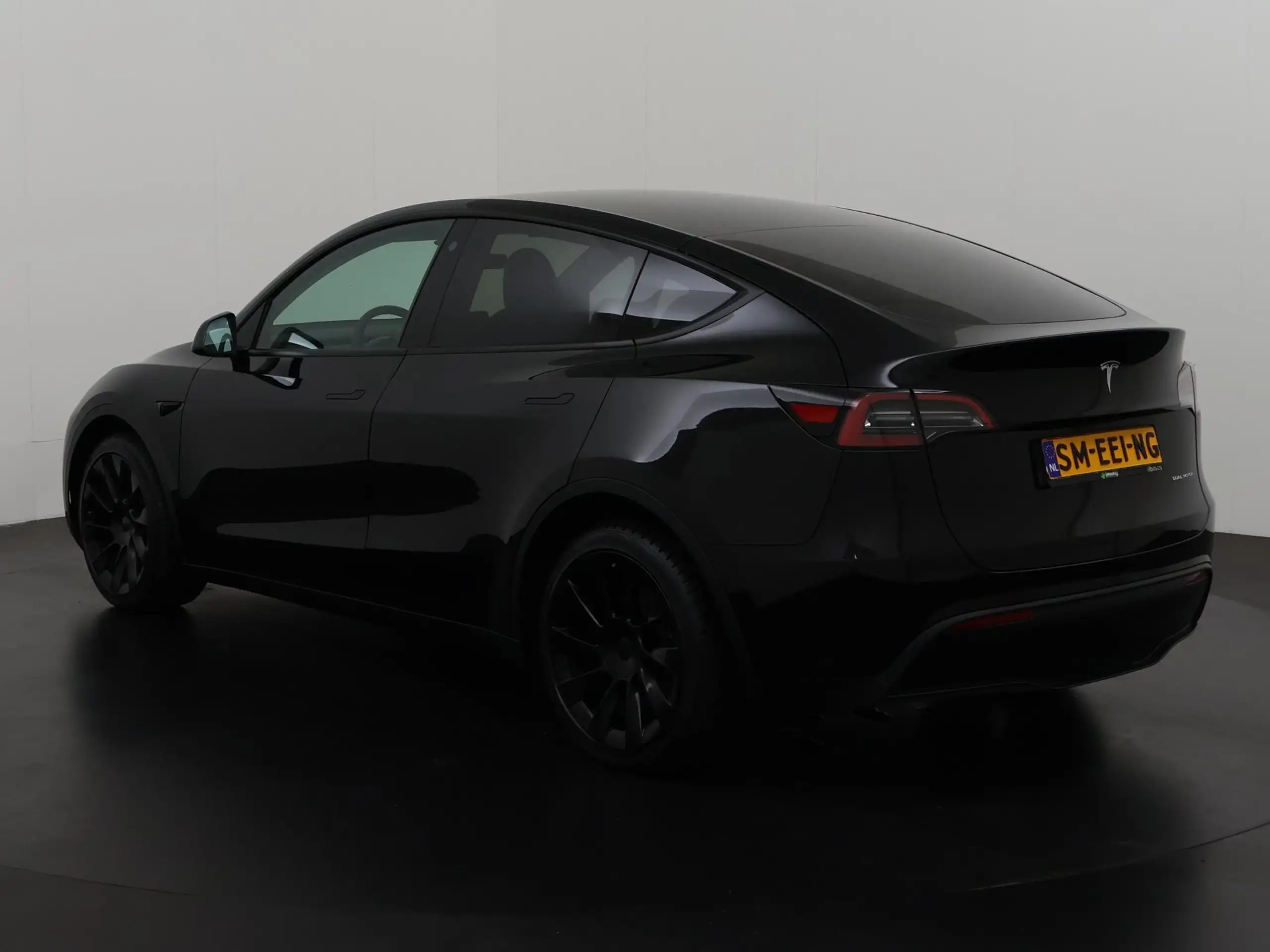 Tesla - Model Y