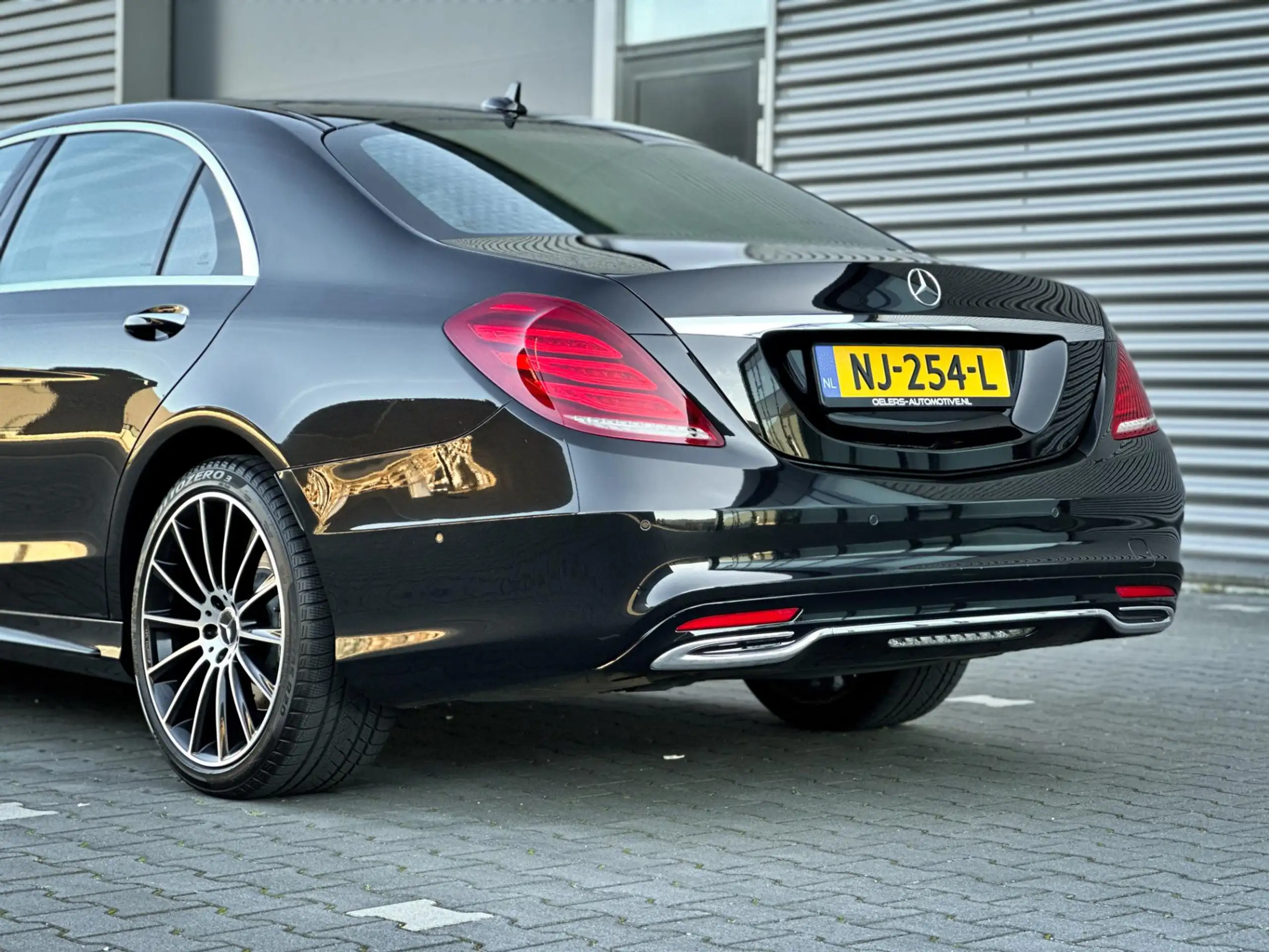 Mercedes-Benz - S 350