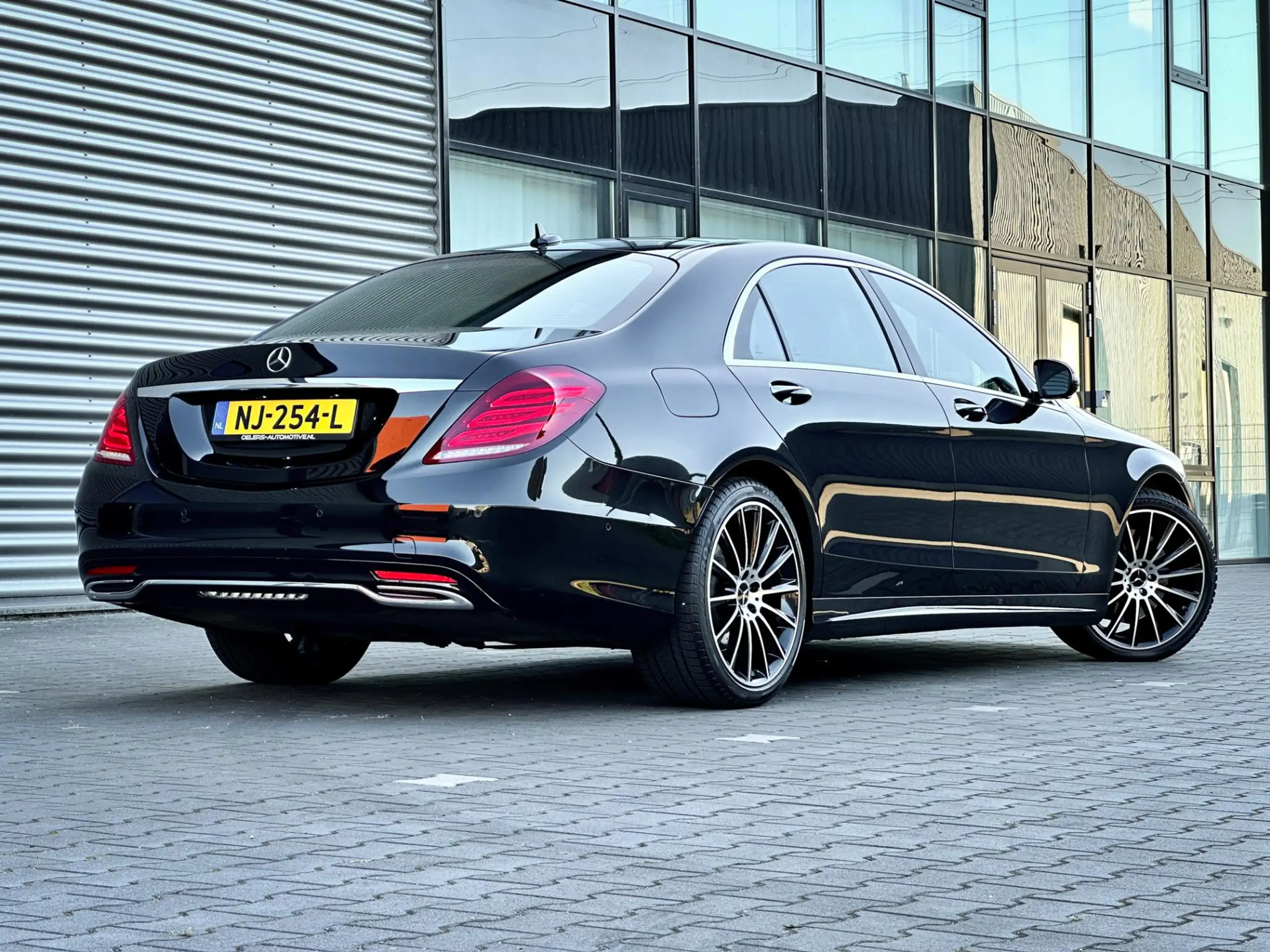 Mercedes-Benz - S 350