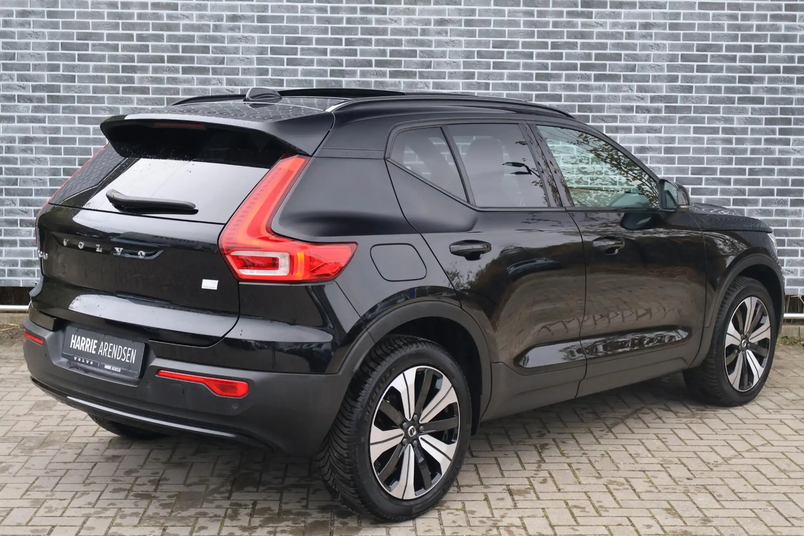 Volvo - XC40