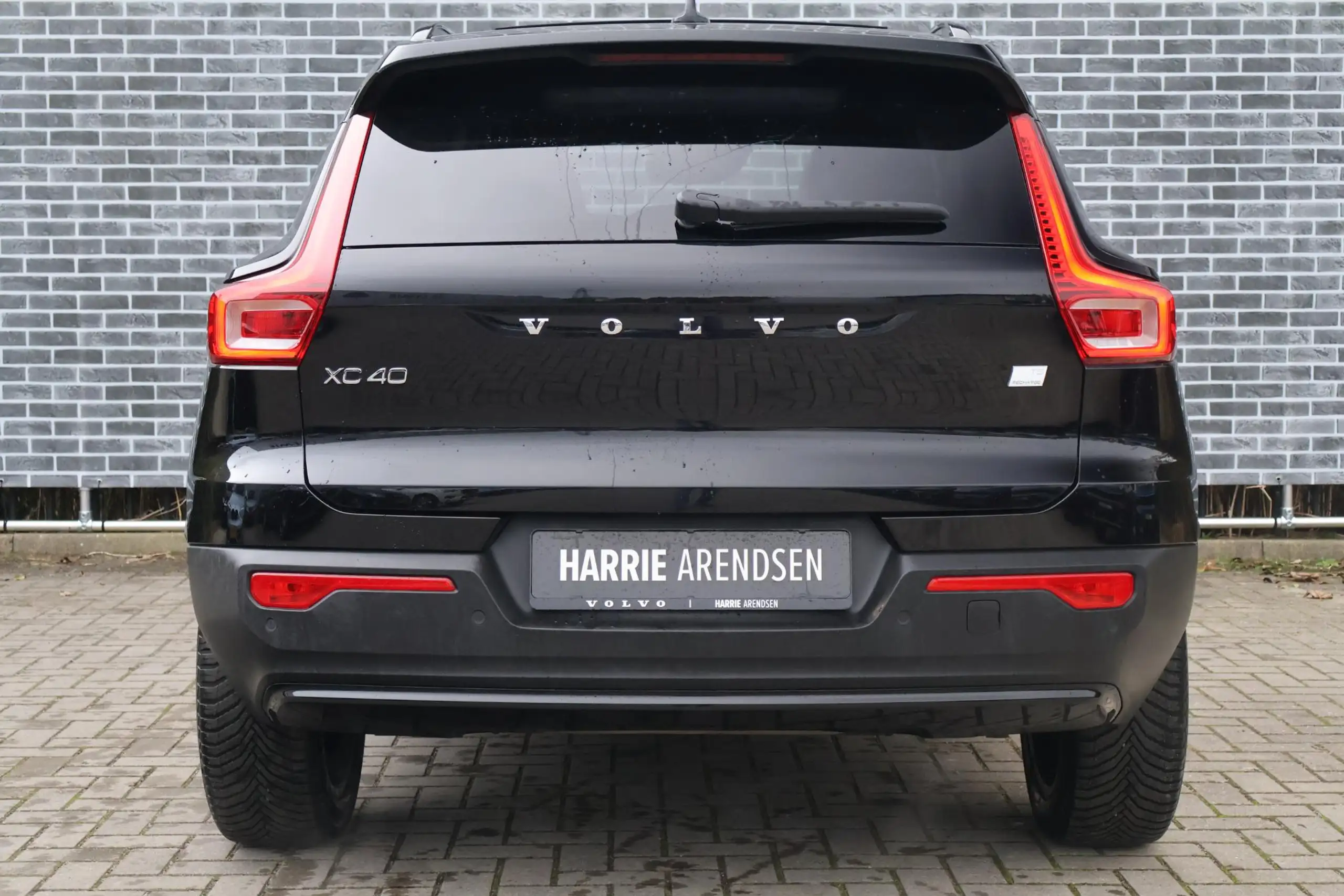 Volvo - XC40