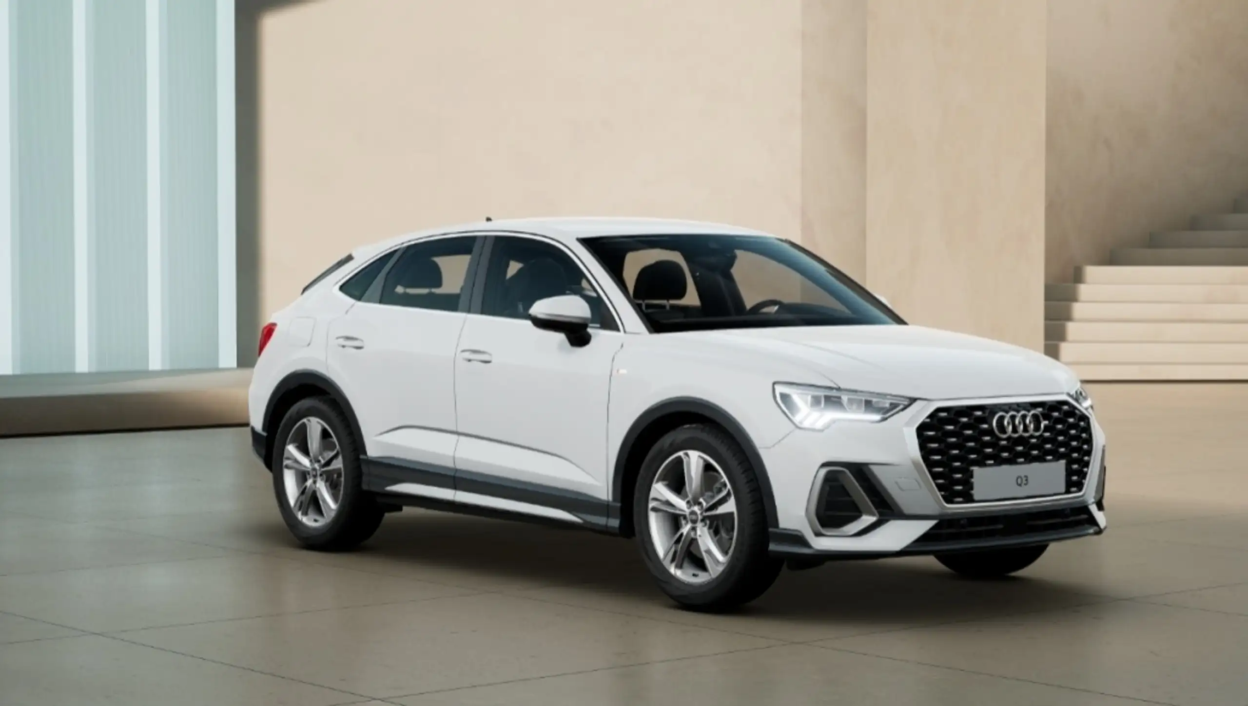 Audi - Q3