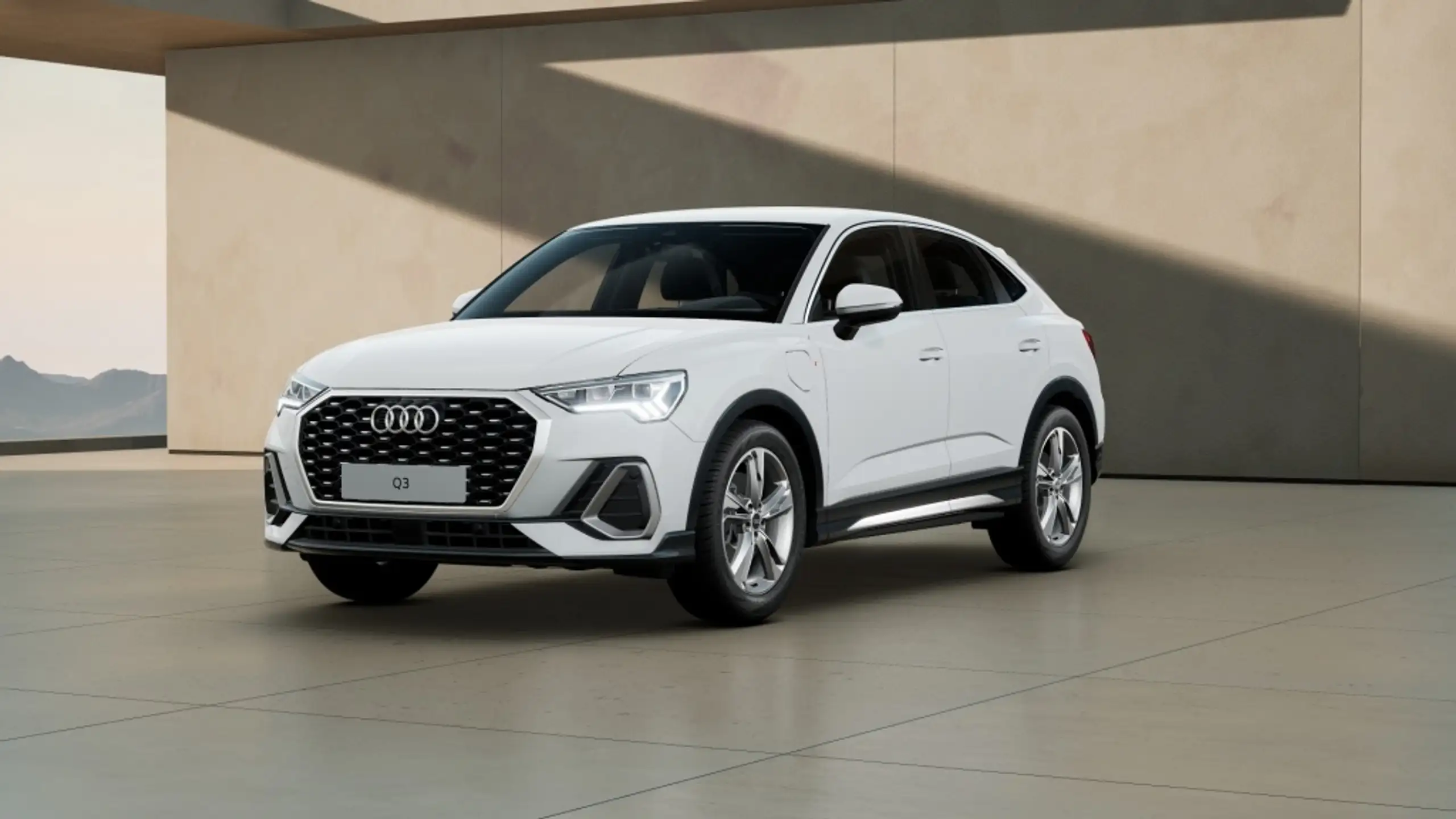 Audi - Q3