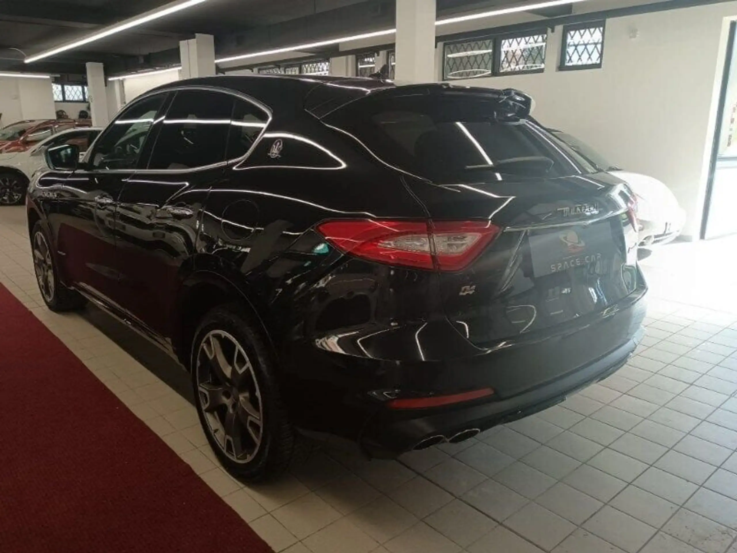 Maserati - Levante