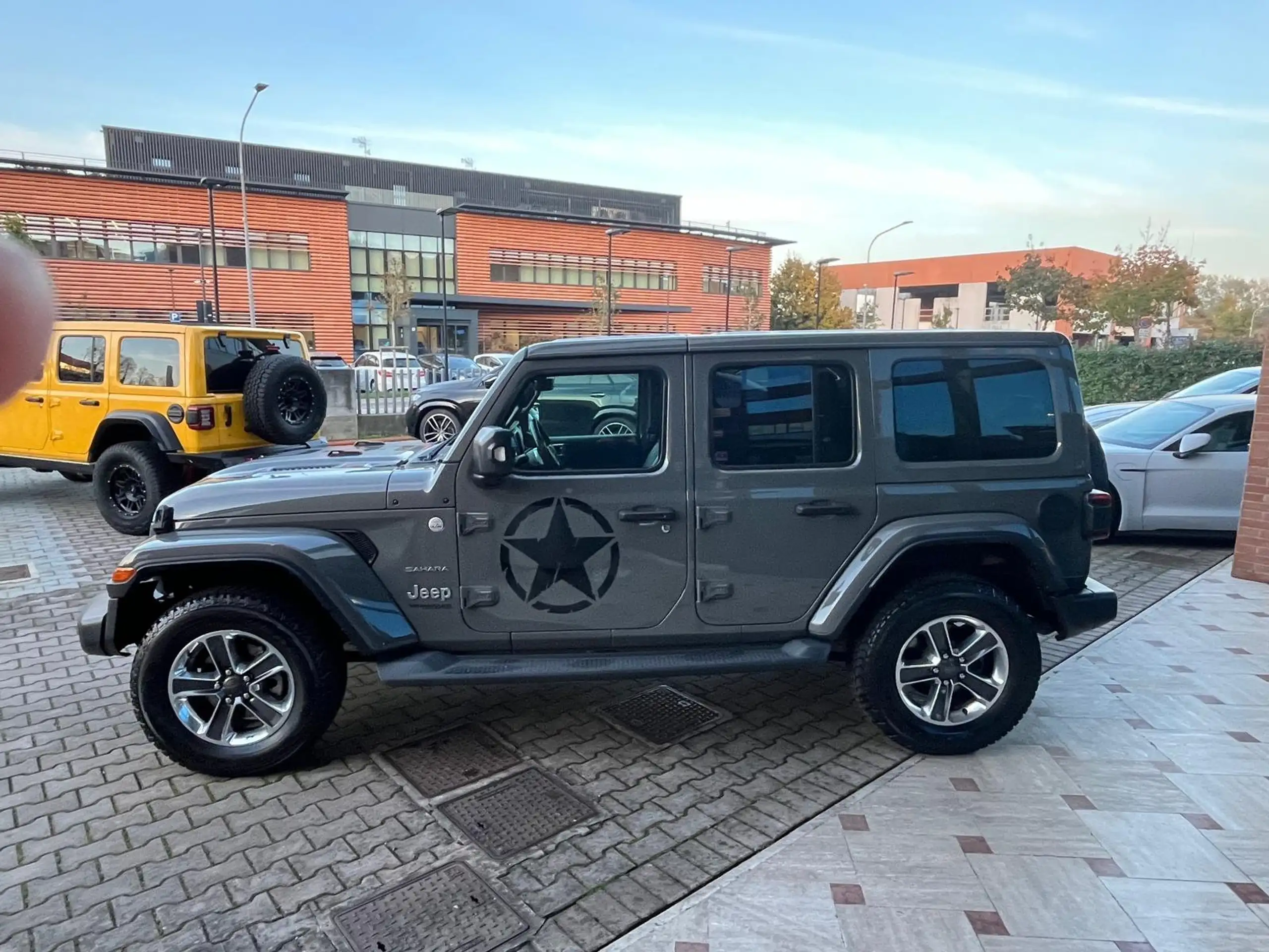 Jeep - Wrangler