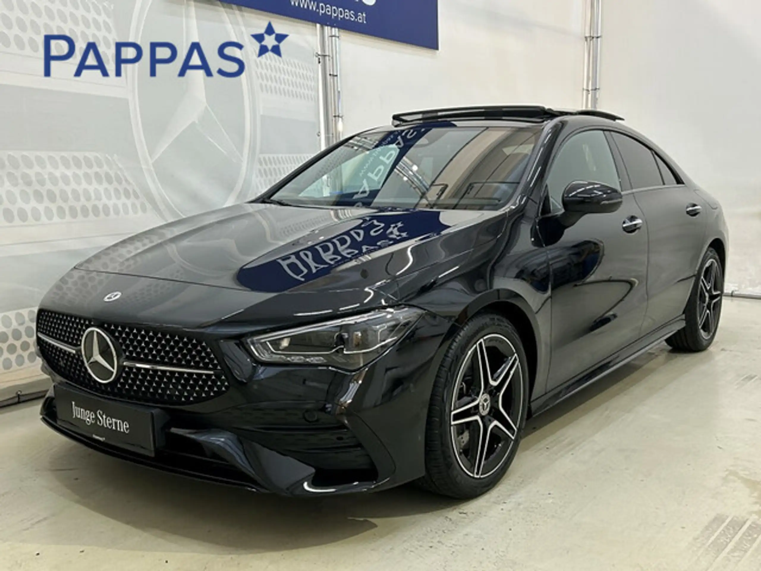 Mercedes-Benz - CLA 200