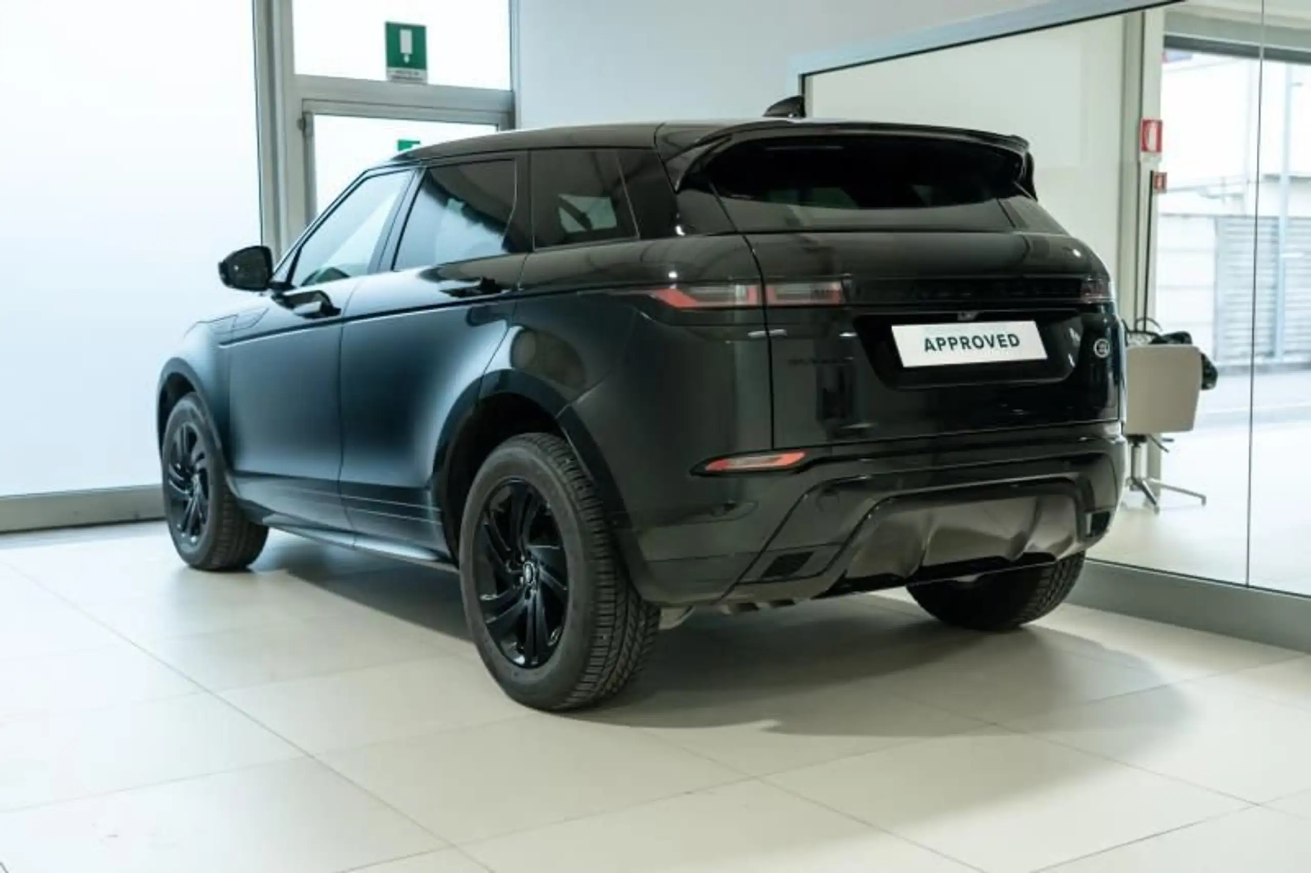 Land Rover - Range Rover Evoque