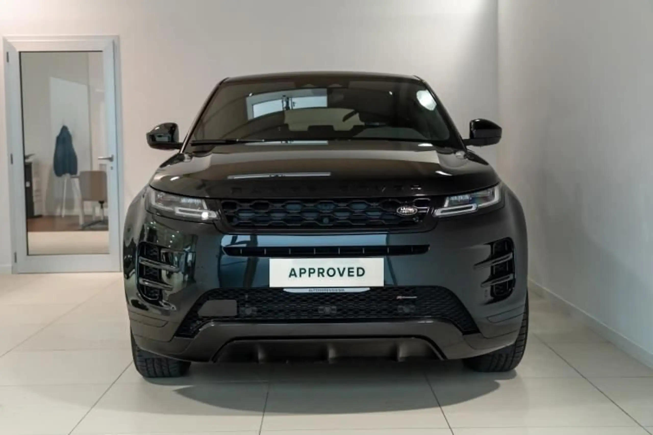 Land Rover - Range Rover Evoque