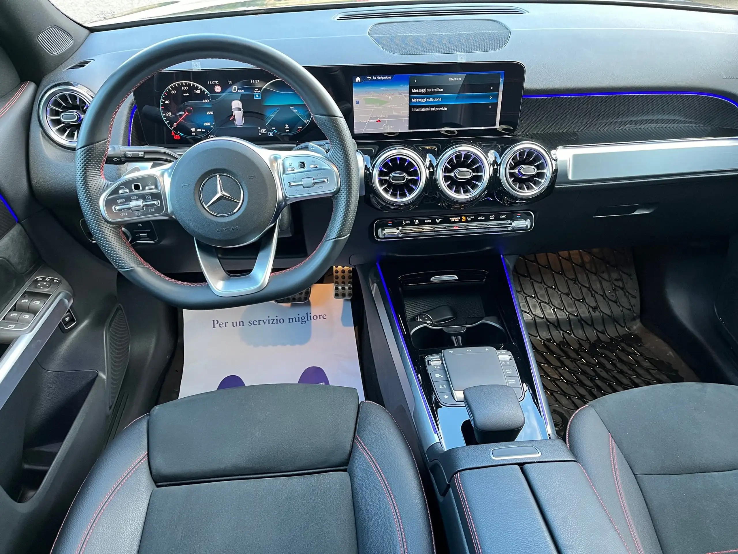 Mercedes-Benz - GLB 200