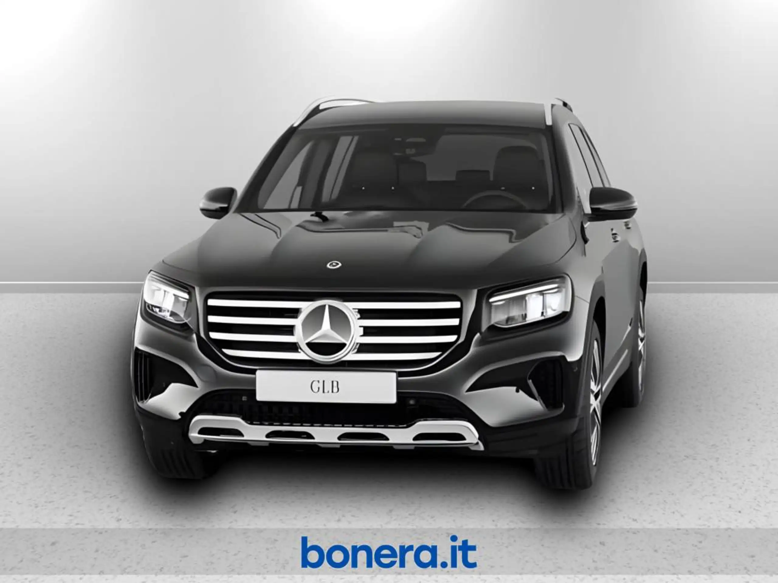 Mercedes-Benz GLB 200 2024