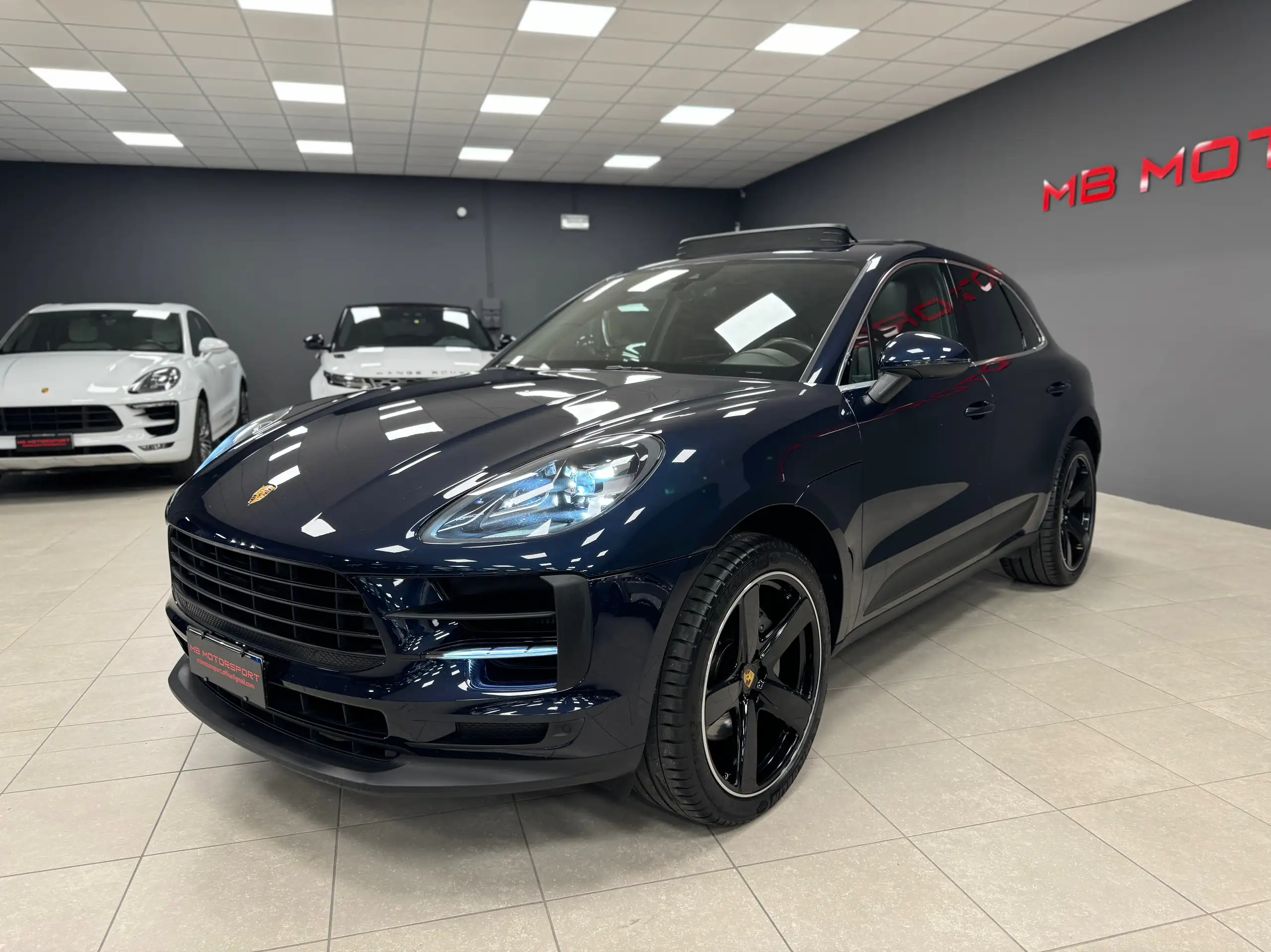 Porsche - Macan