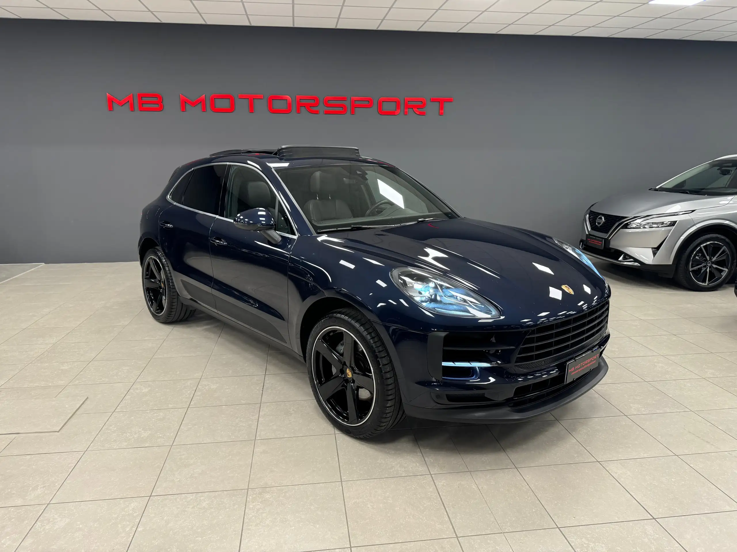 Porsche - Macan