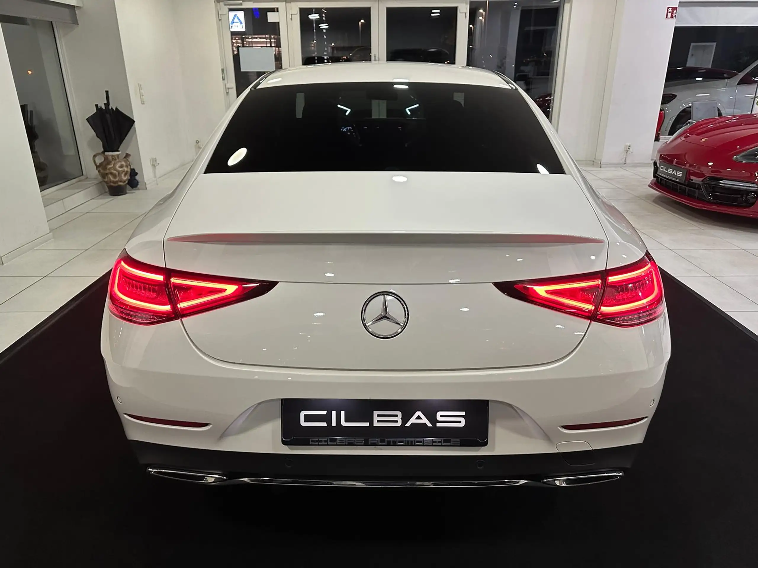 Mercedes-Benz - CLS 400