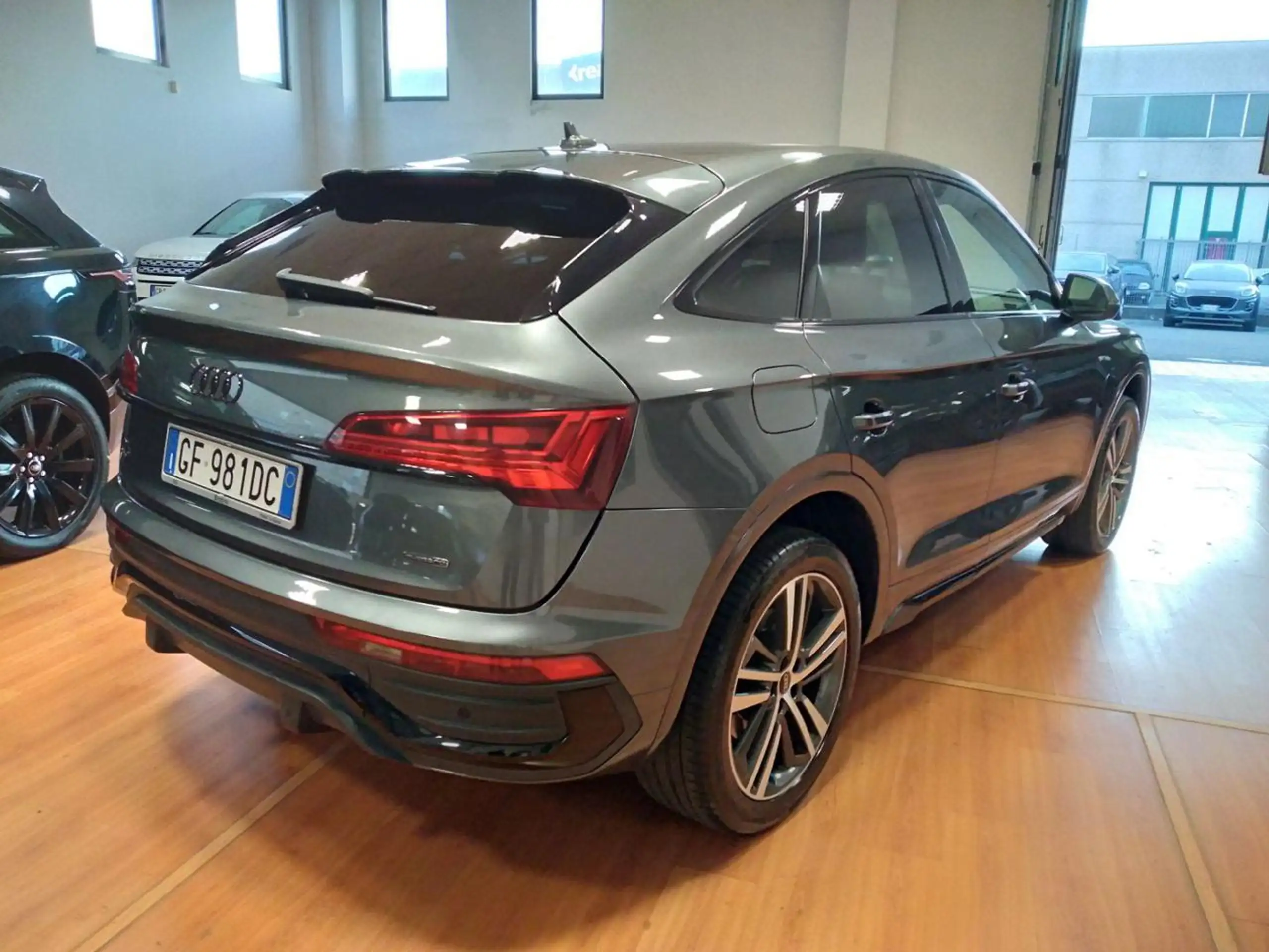 Audi - Q5