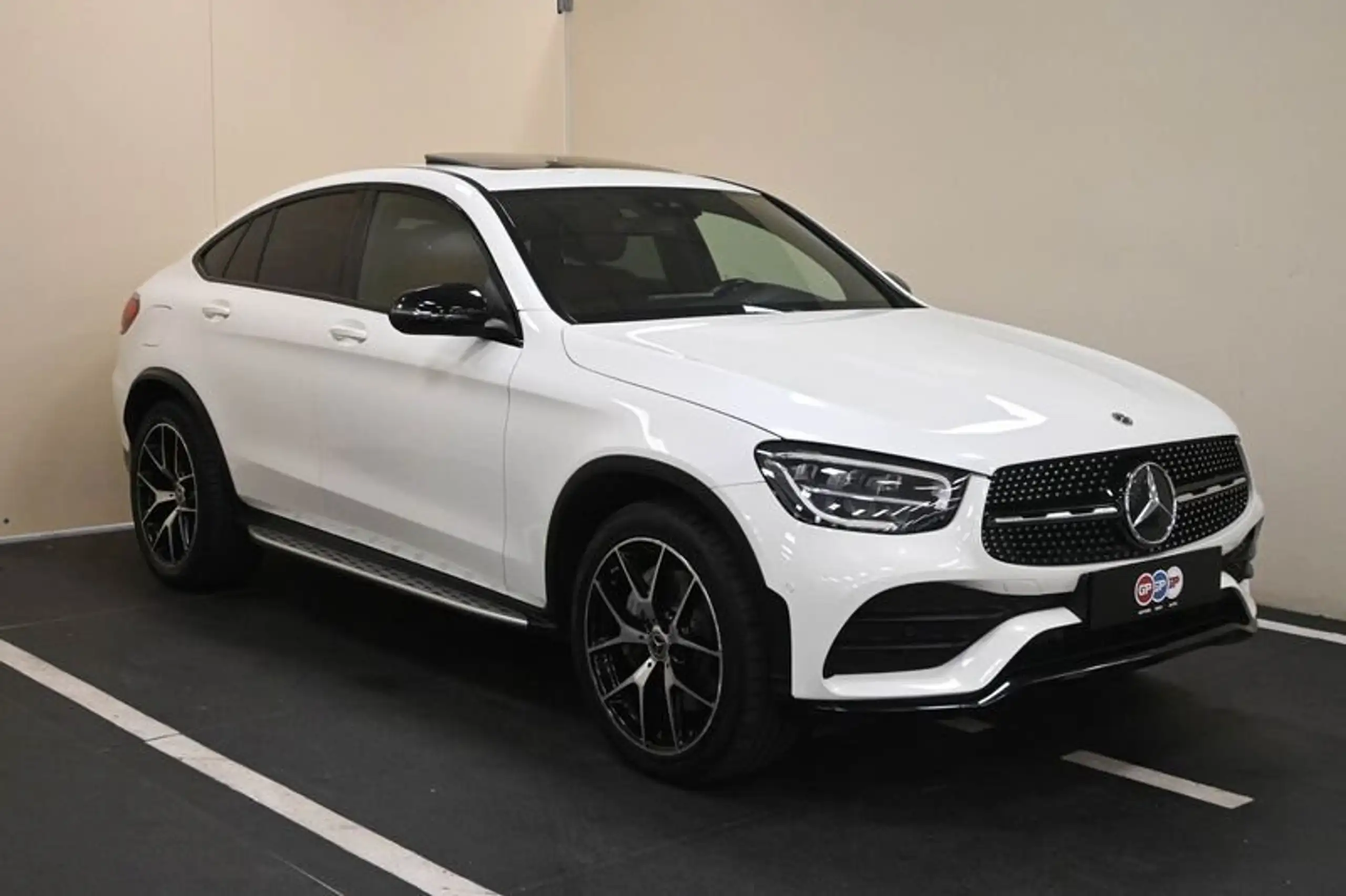 Mercedes-Benz - GLC 300