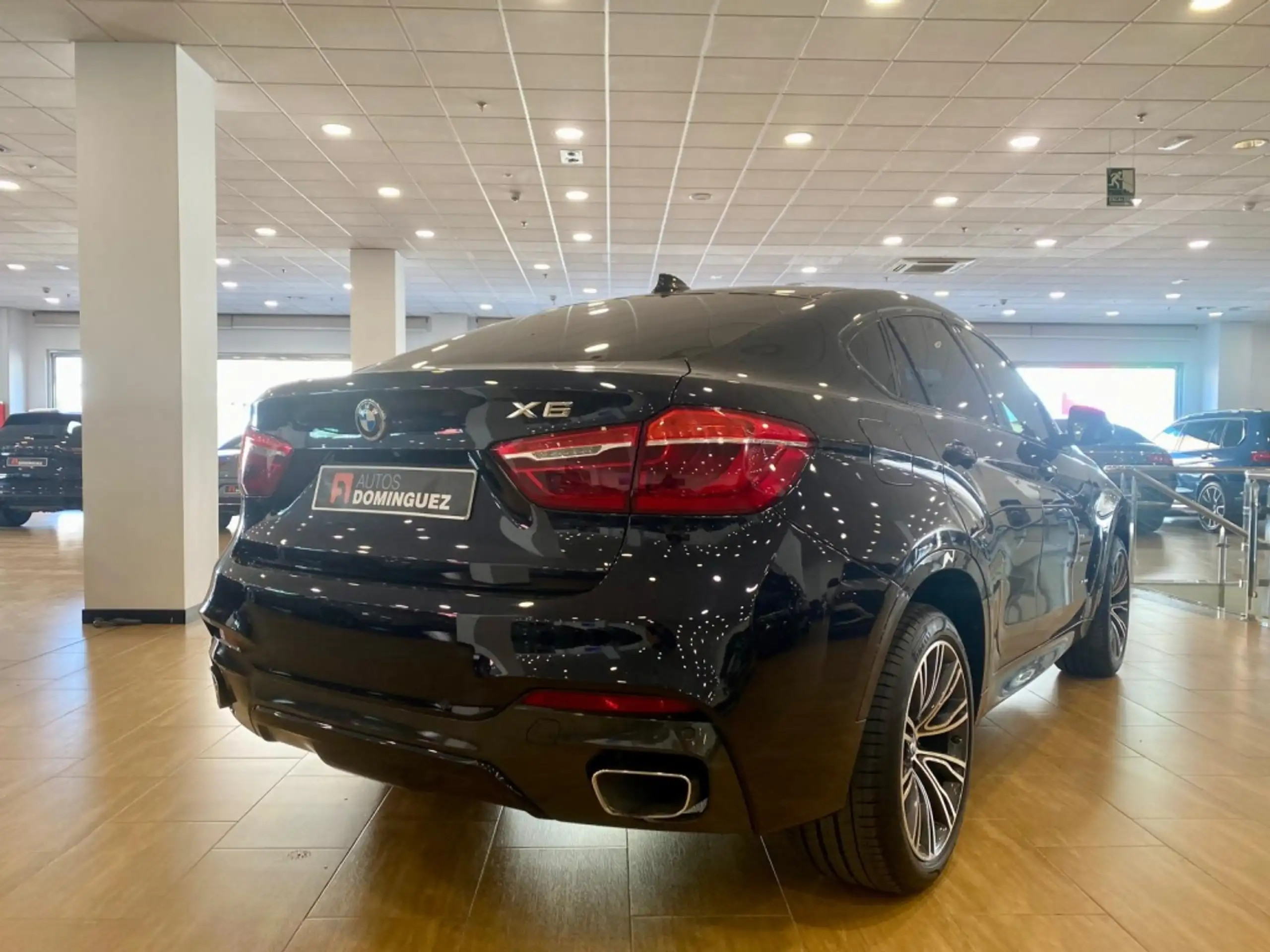 BMW - X6