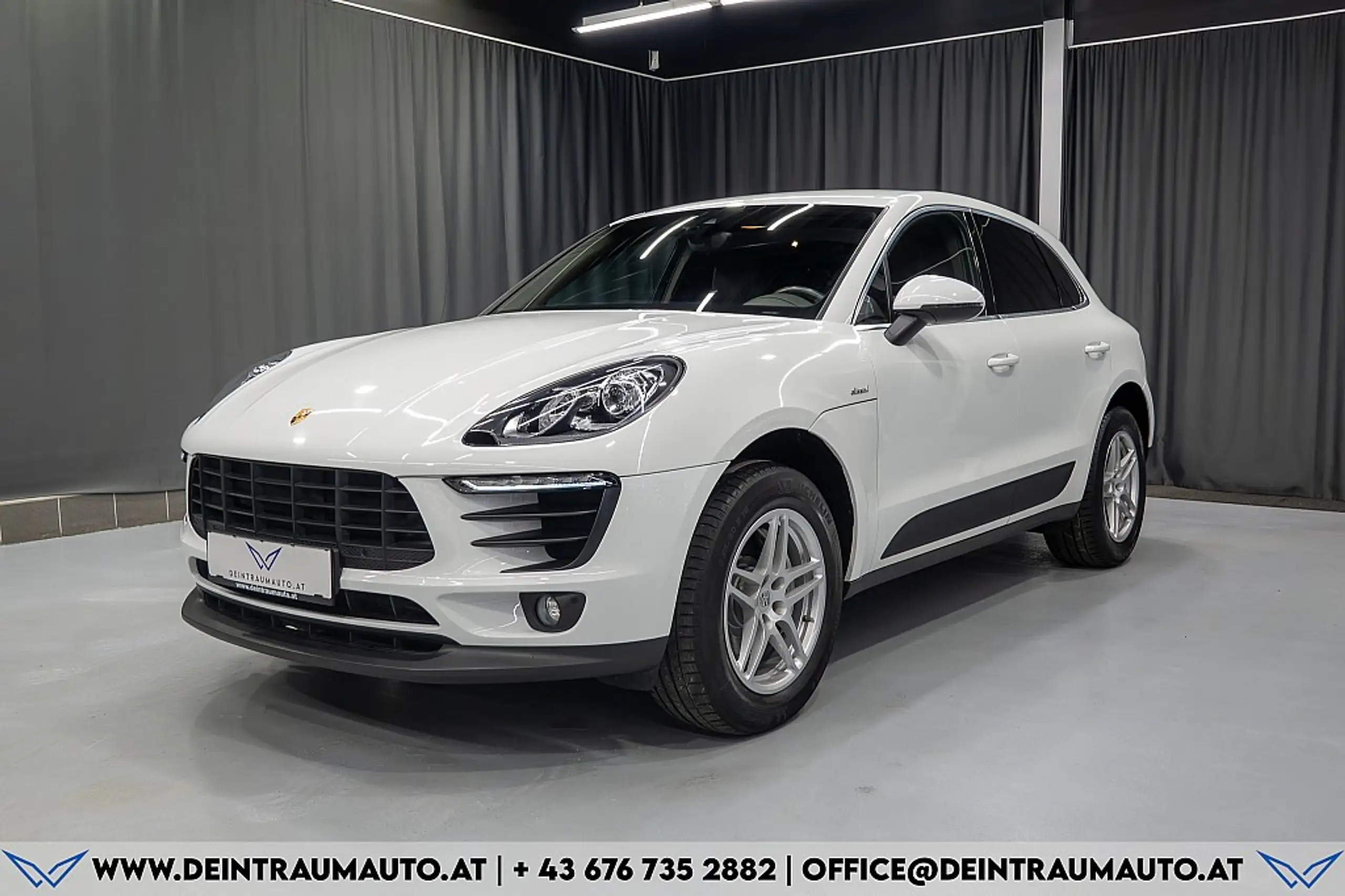 Porsche - Macan