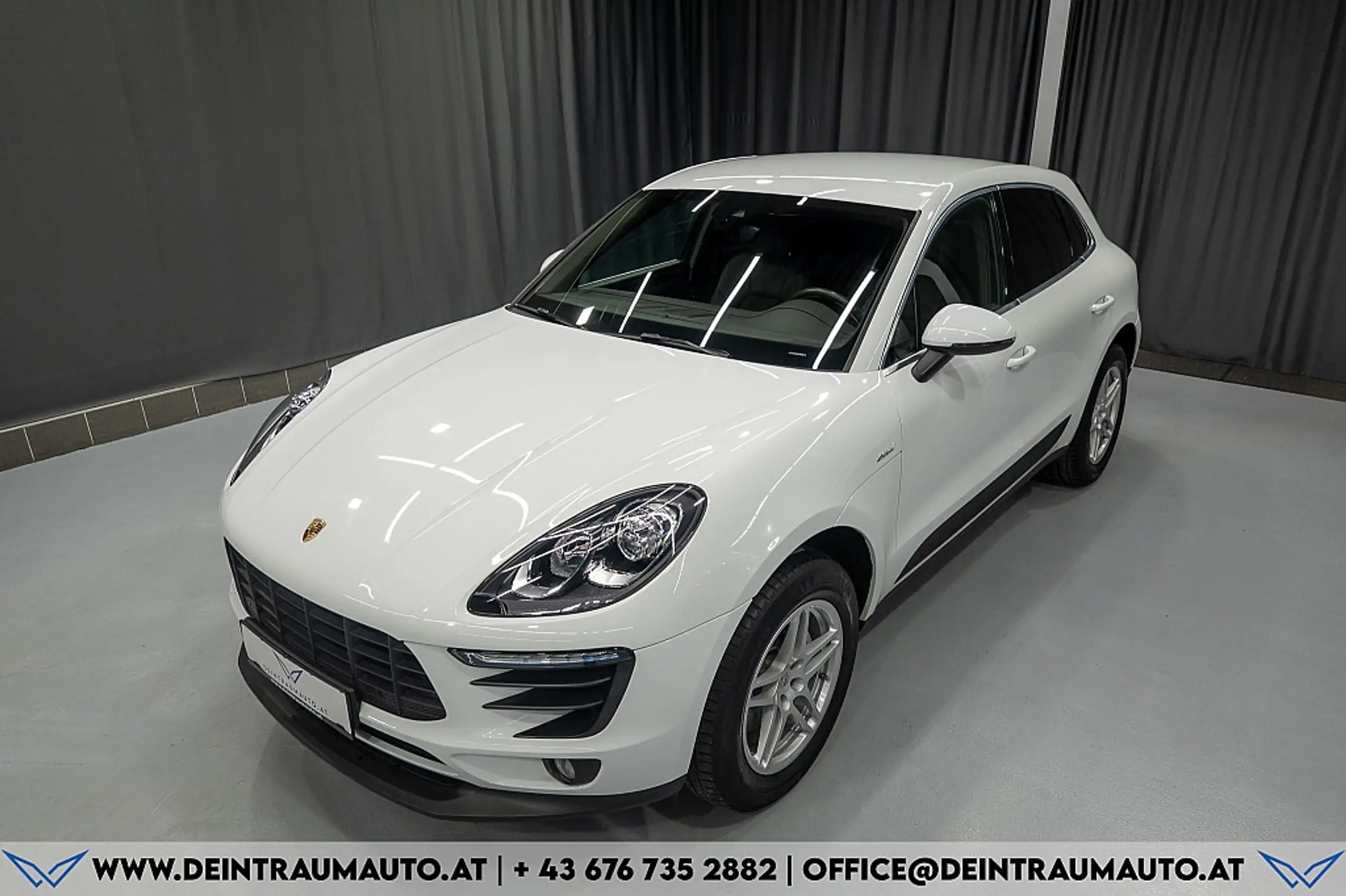 Porsche - Macan