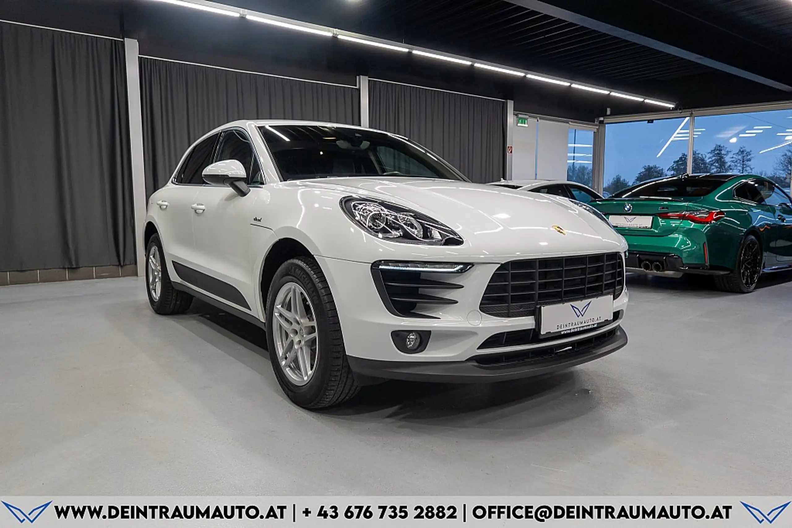 Porsche - Macan