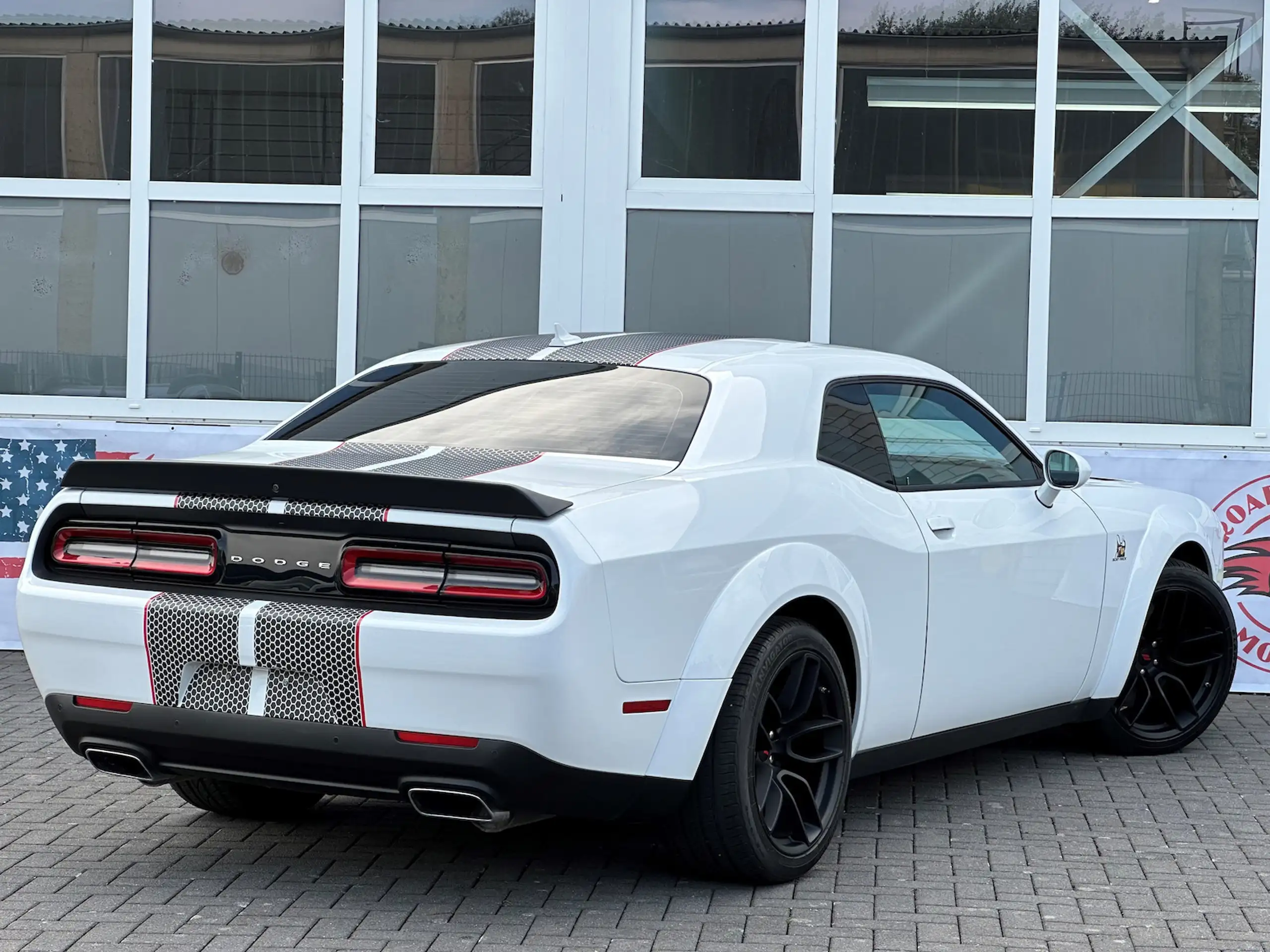 Dodge - Challenger