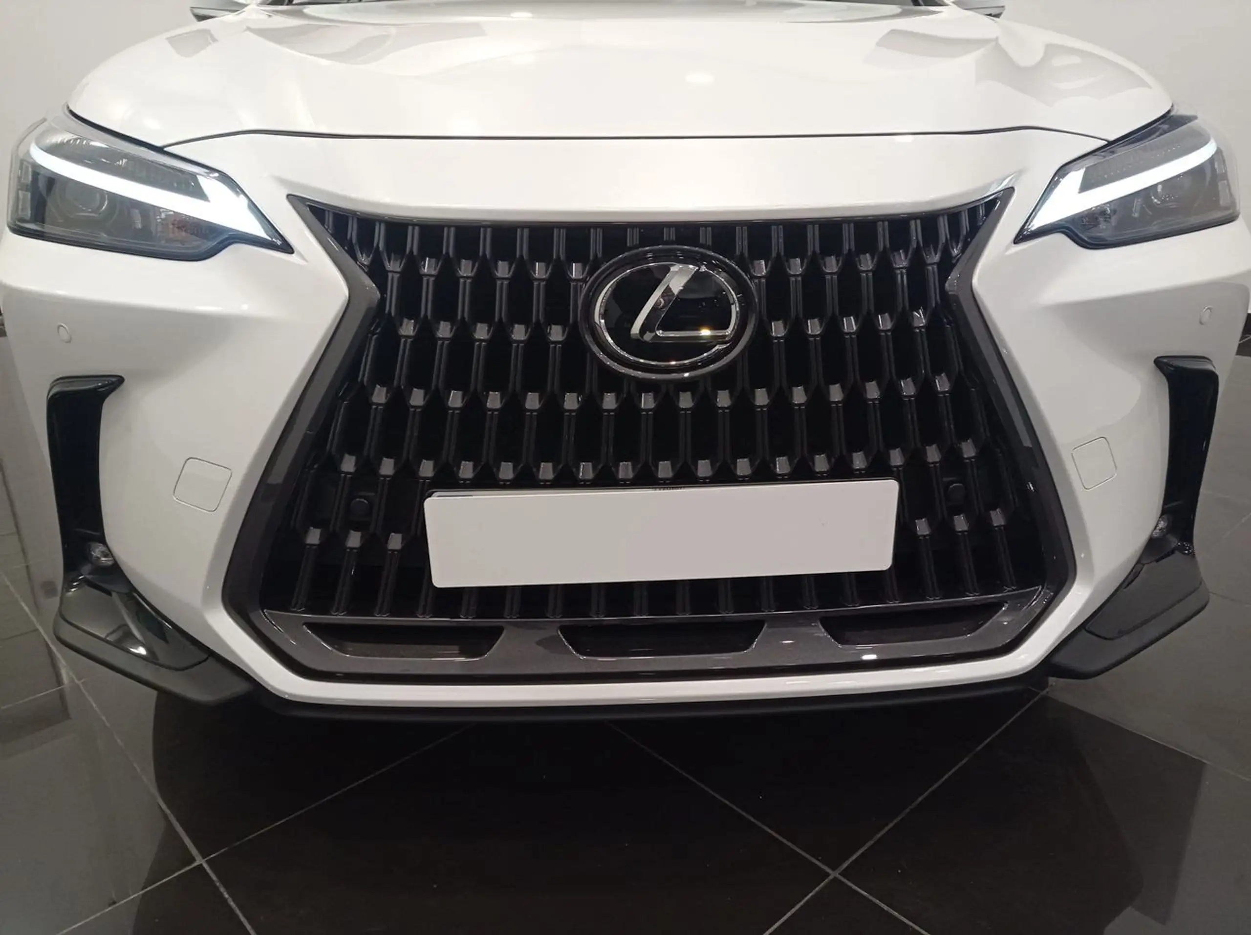 Lexus - NX 350h