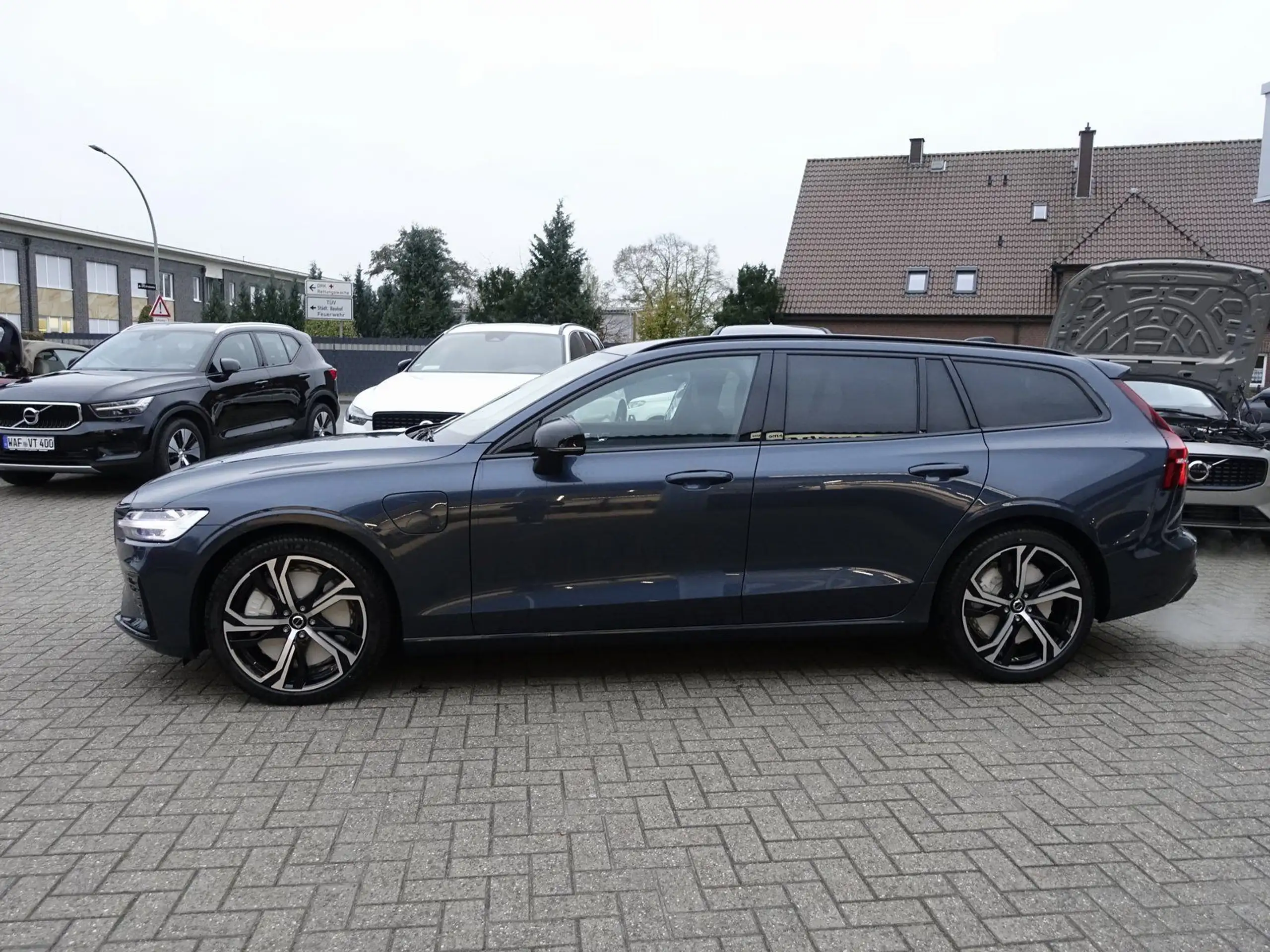 Volvo - V60