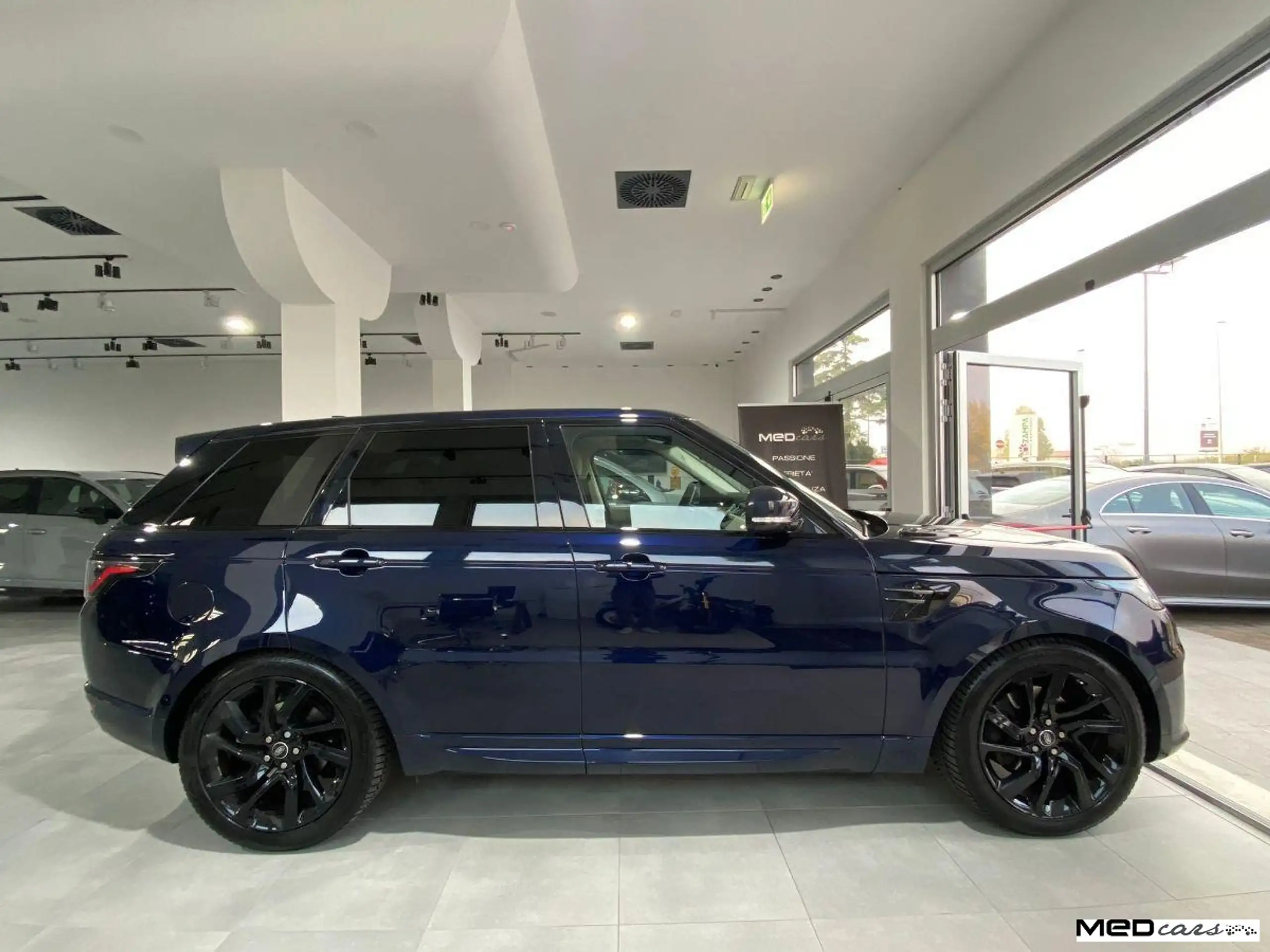 Land Rover - Range Rover Sport