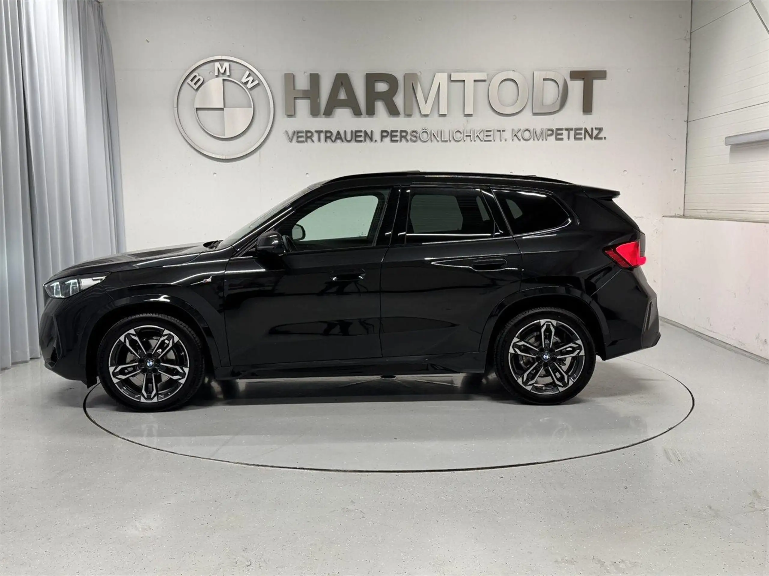 BMW - X1