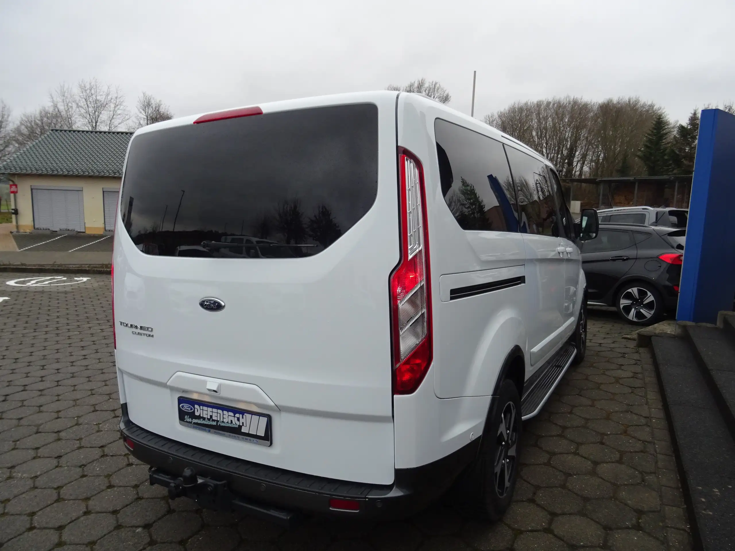 Ford - Tourneo Custom