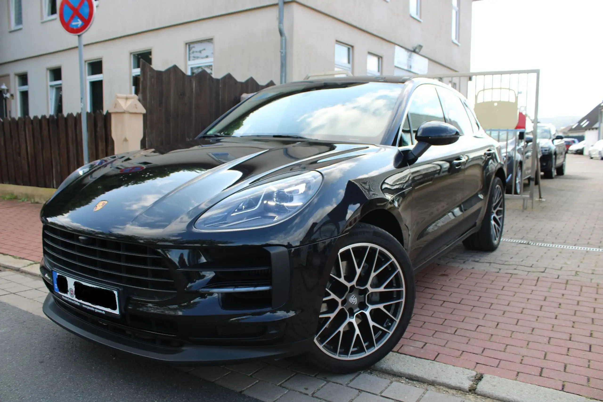 Porsche - Macan