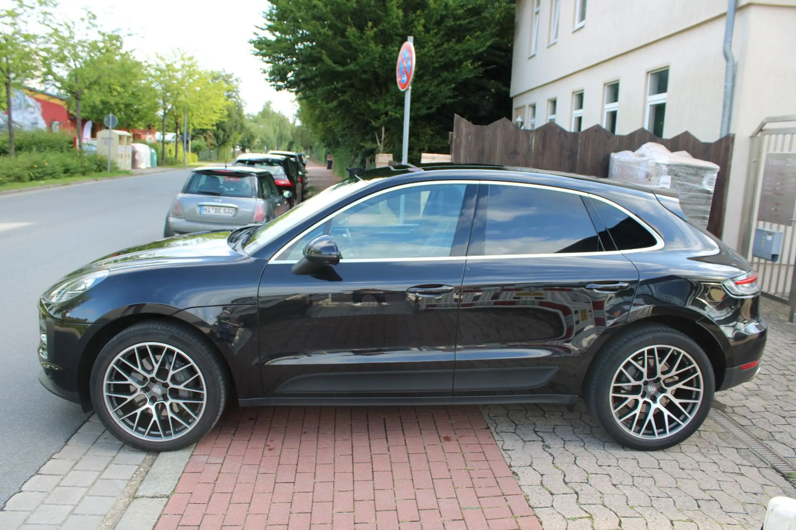 Porsche - Macan