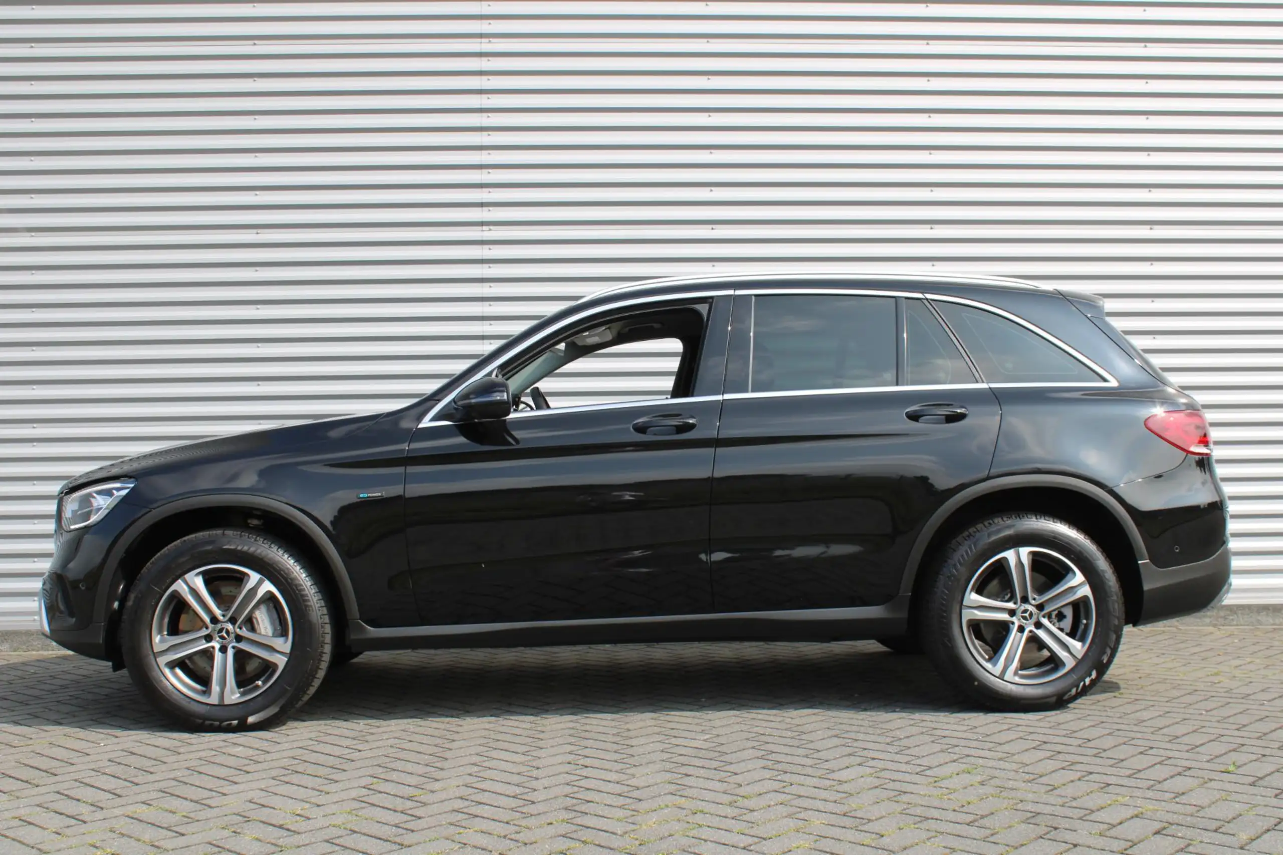 Mercedes-Benz - GLC 300